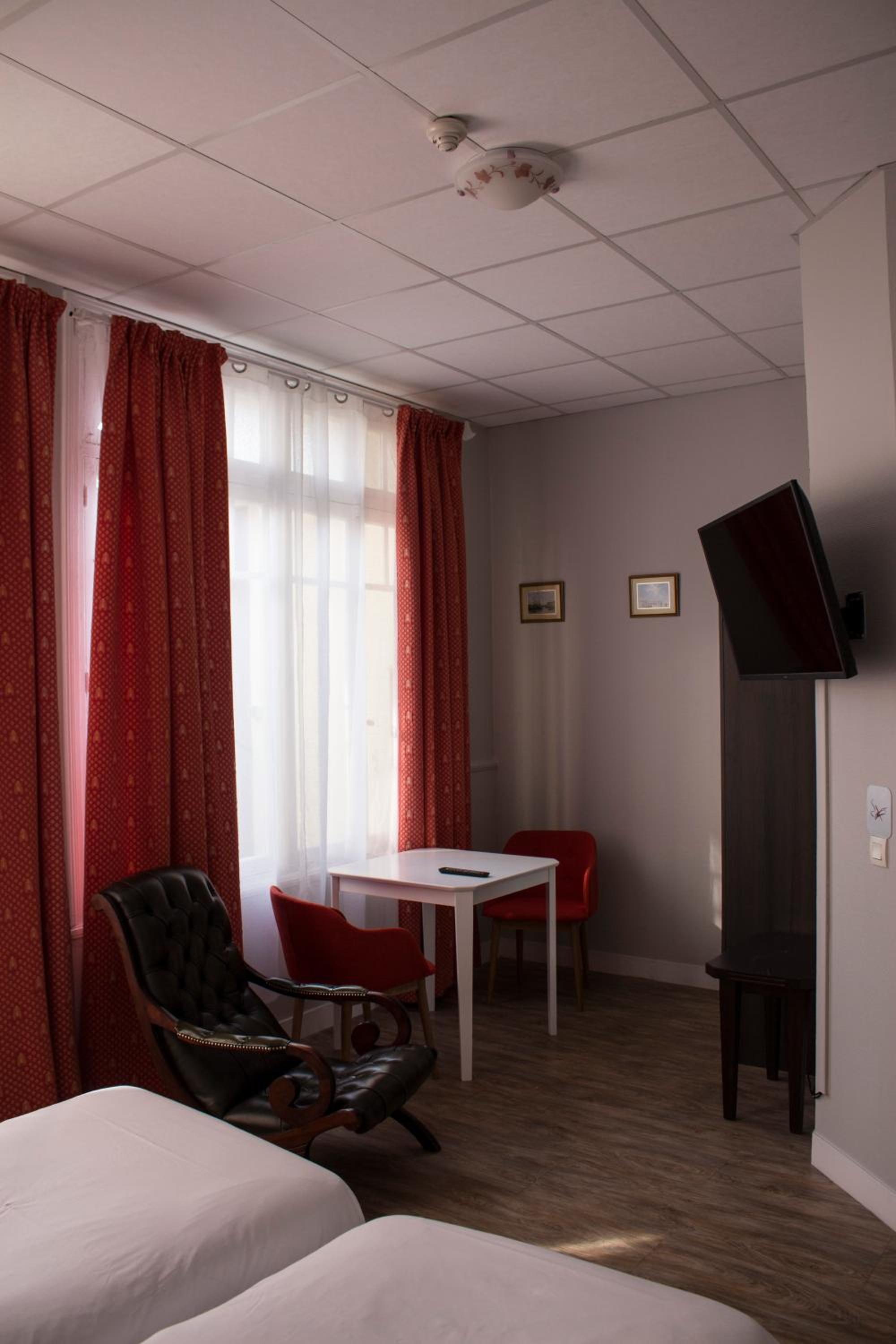 Superior Double Or Twin Room photo 3
