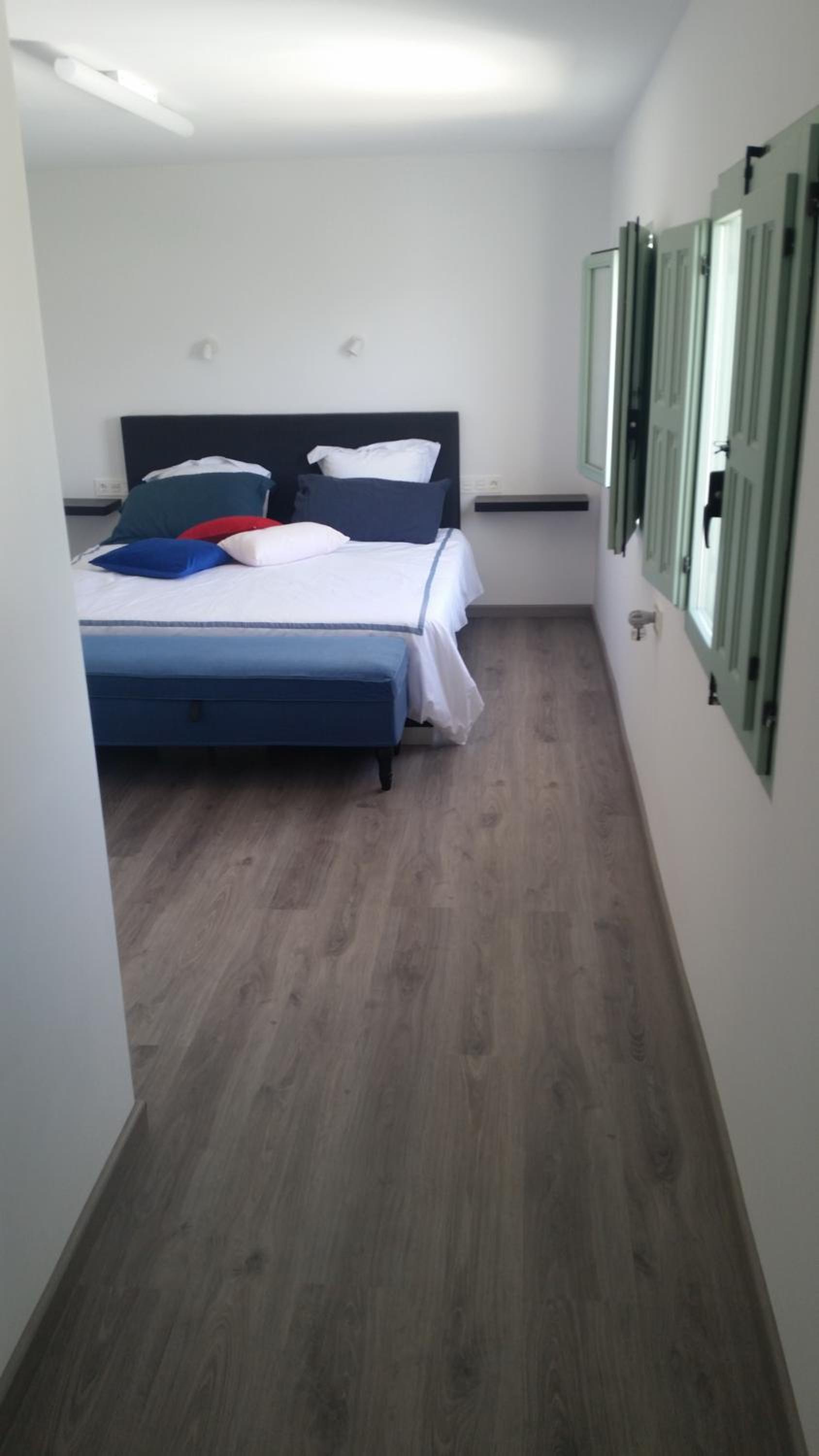 Deluxe Double Room with Balcony photo 3