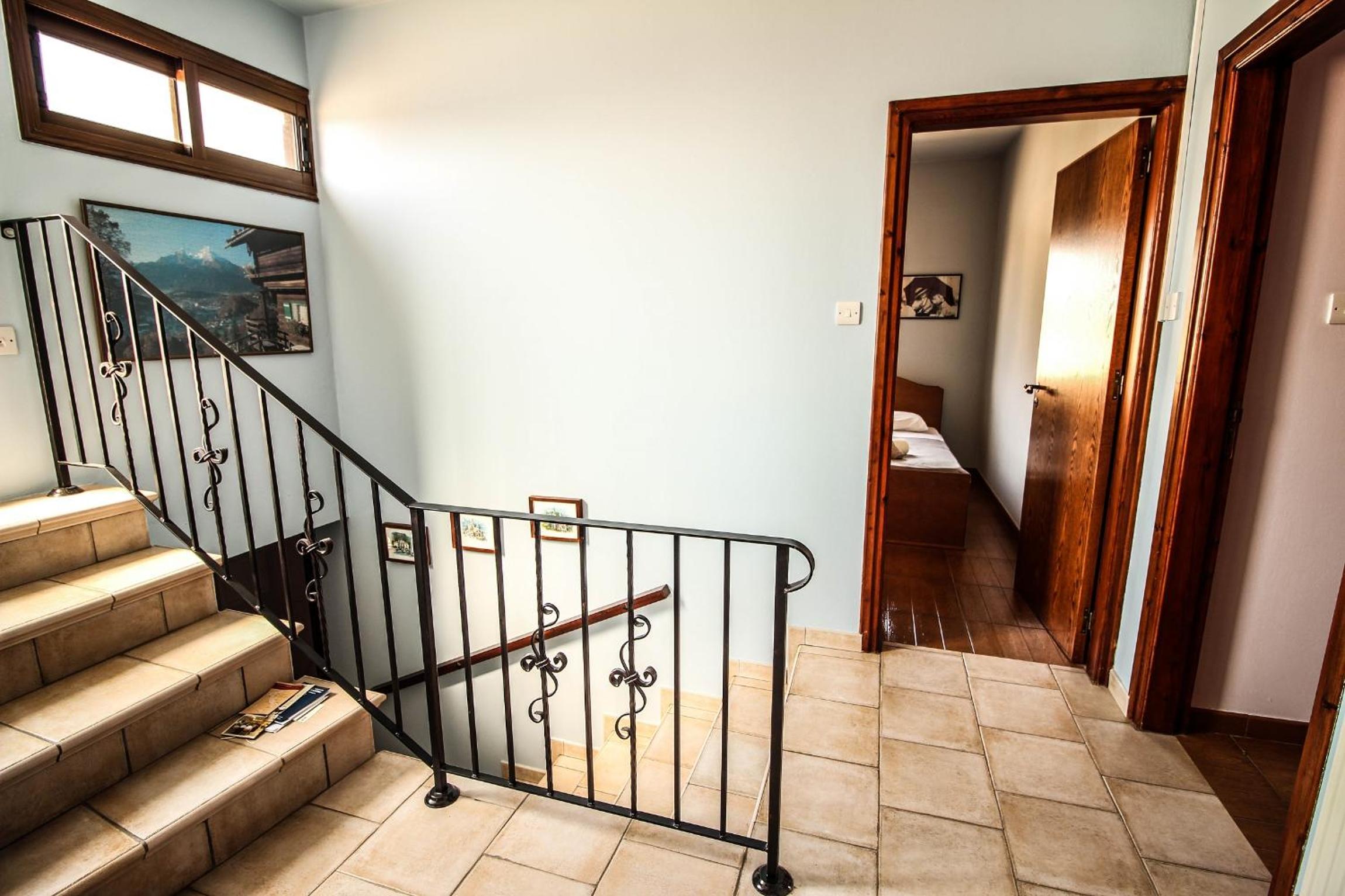 Three-Bedroom Villa photo 2