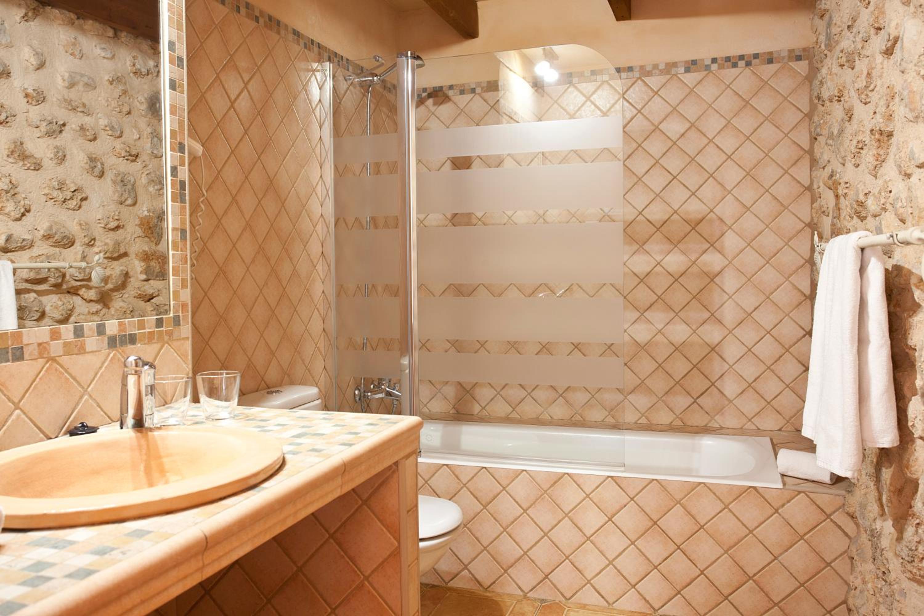 Superior Double or Twin Room - Photo 10