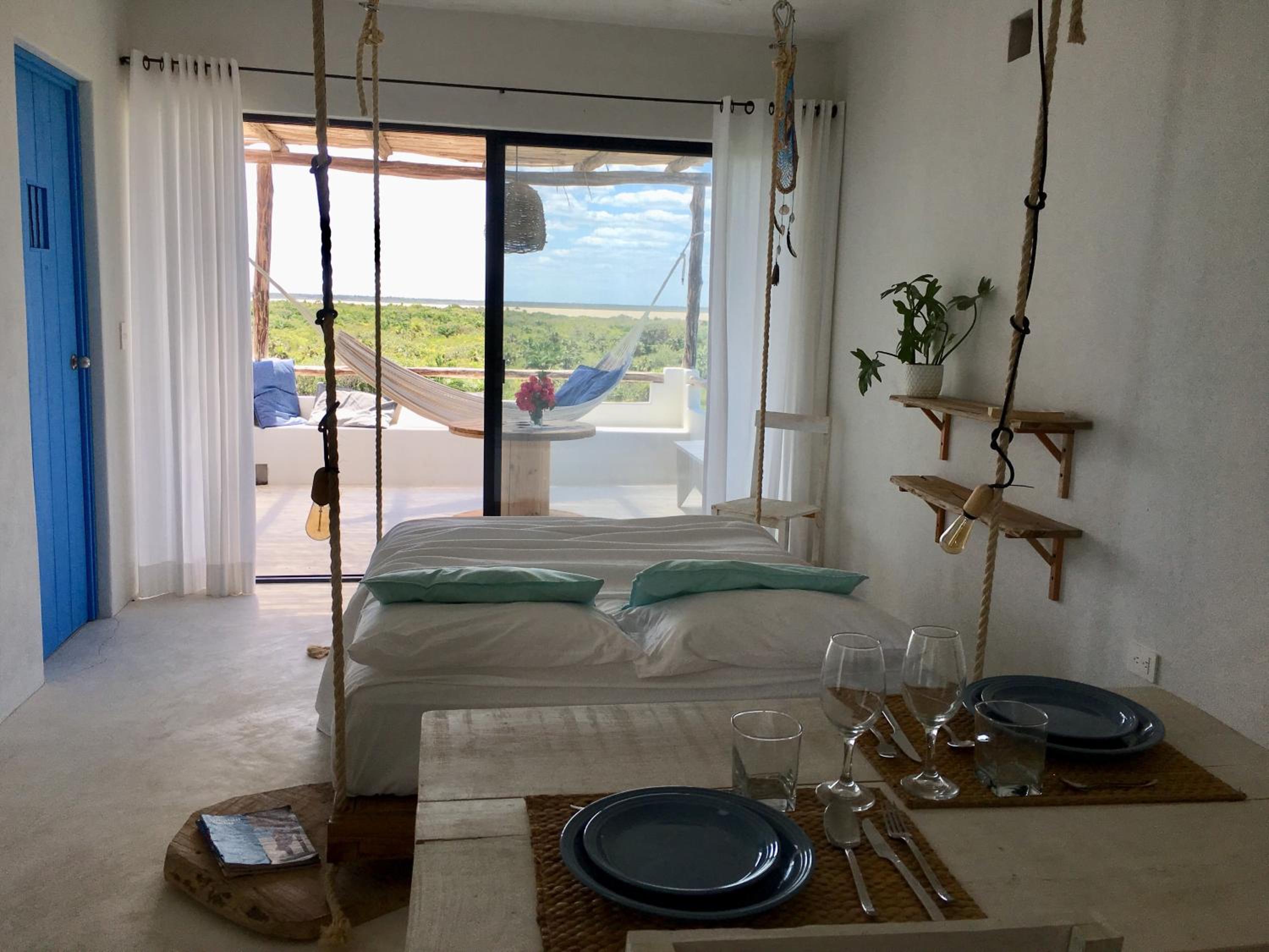 Superior Suite with Jungle View - Photo 4