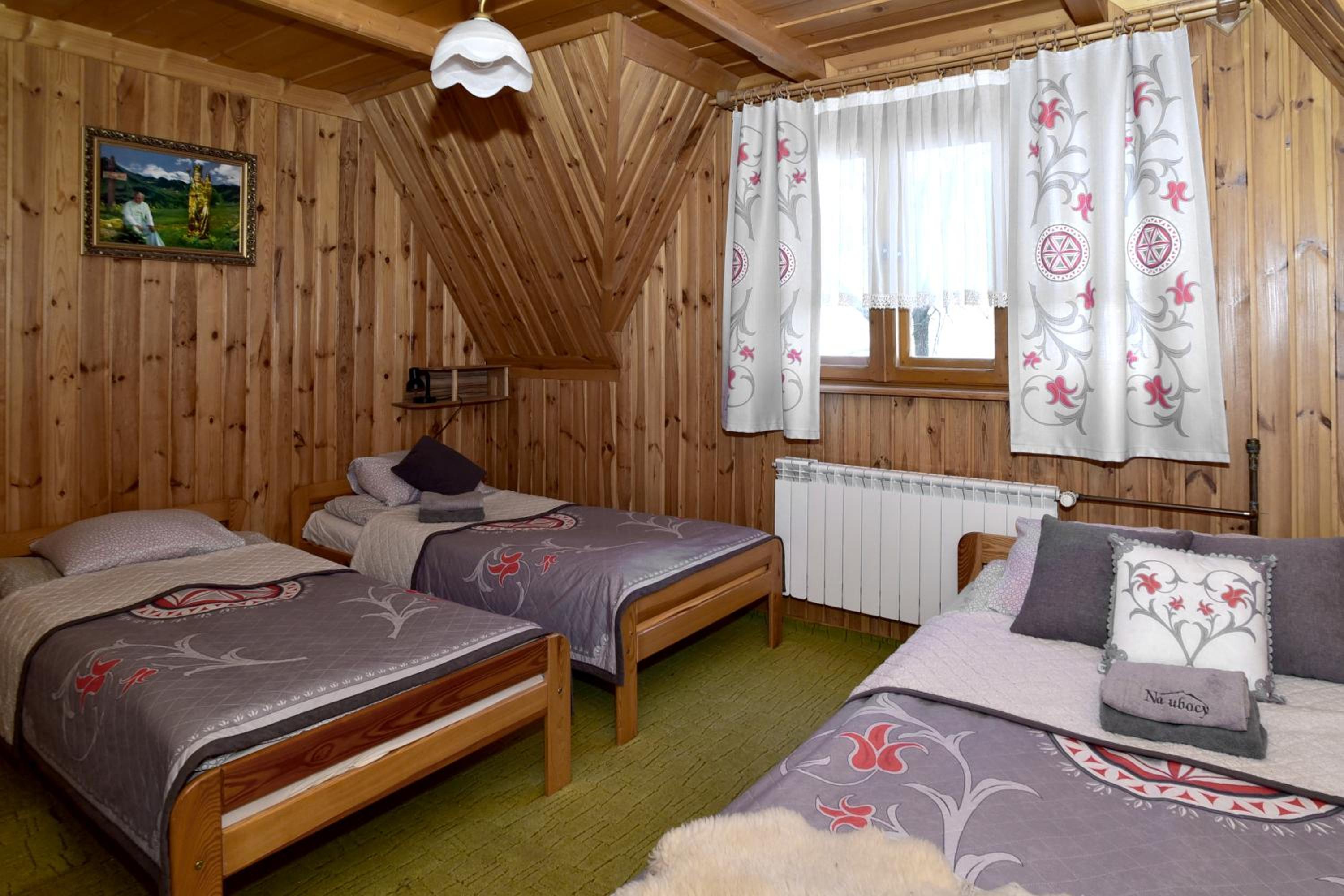 Quadruple Room with Mountain View - Photo 1