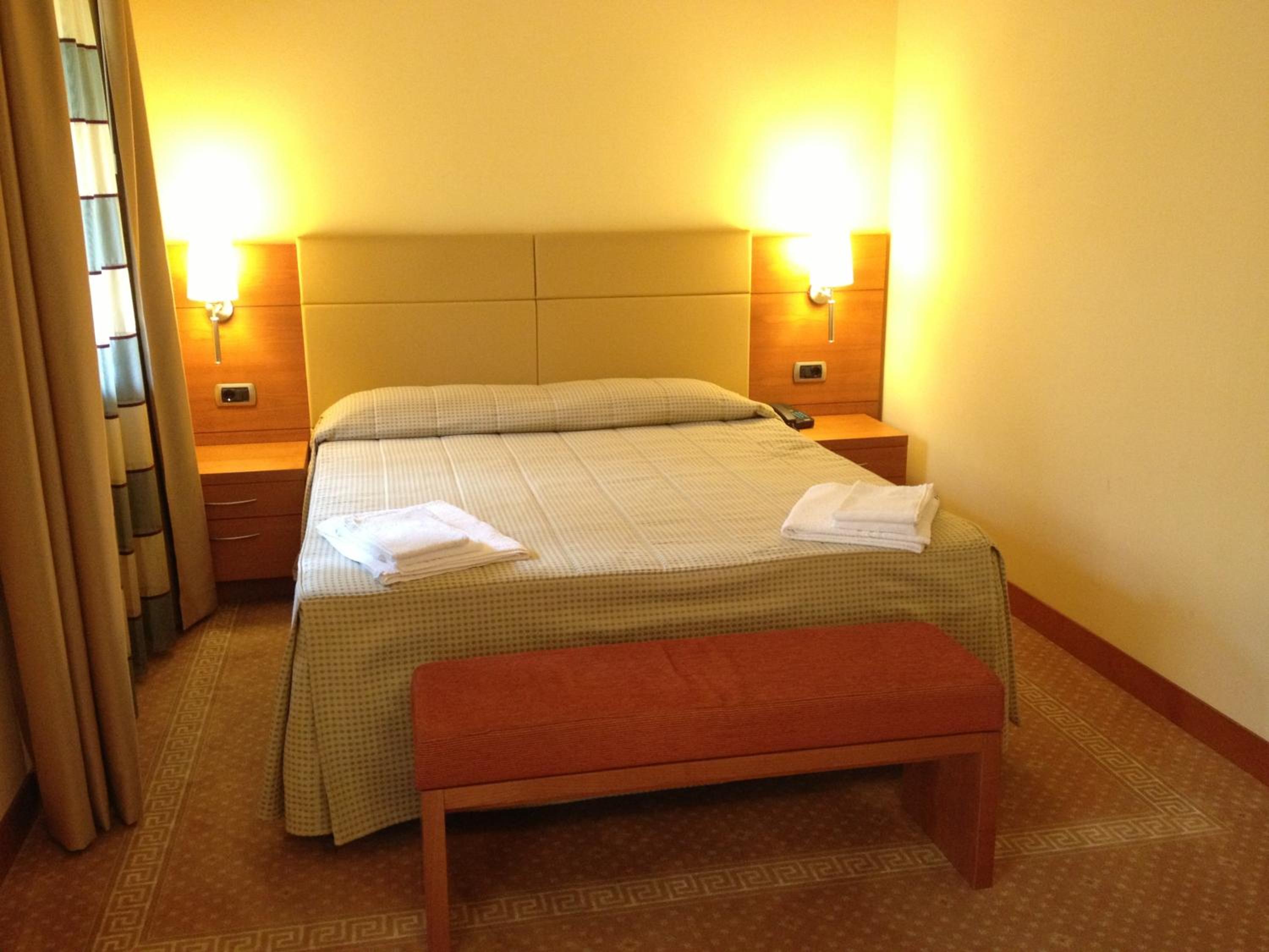 Superior Double Room - Photo 8