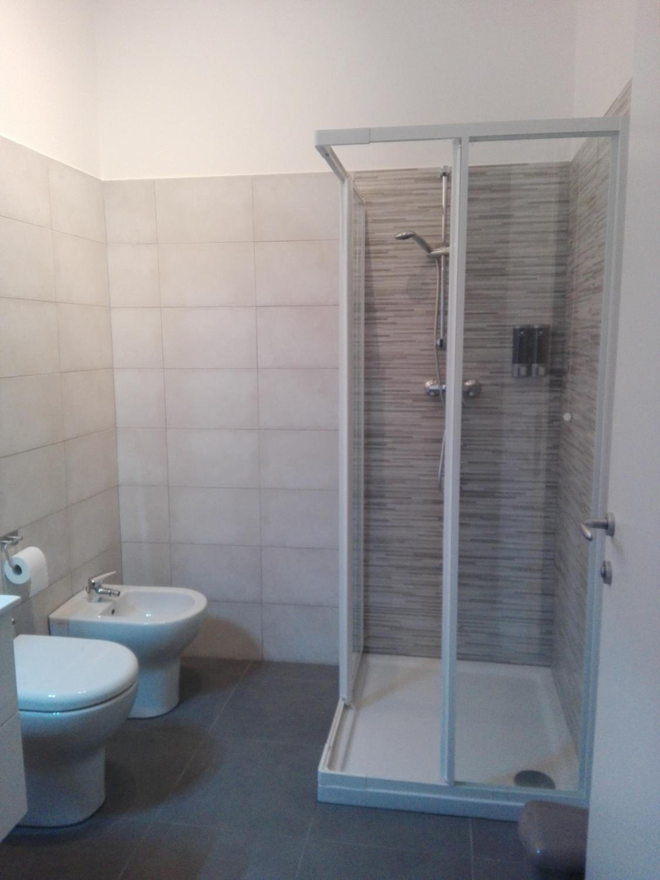 Triple Room with Private Bathroom - Photo 2