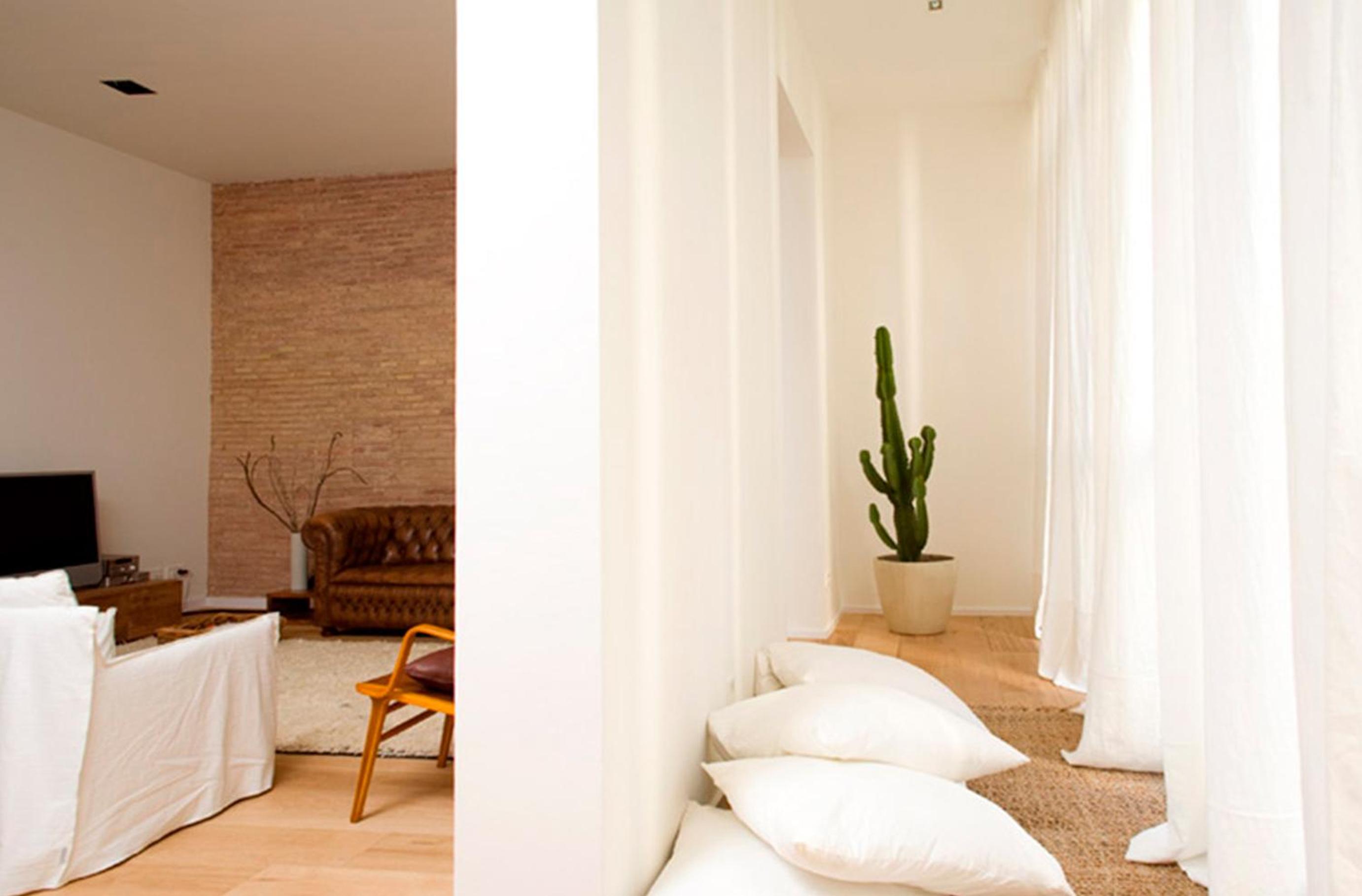 Deluxe Two-Bedroom Apartment with Terrace photo 3