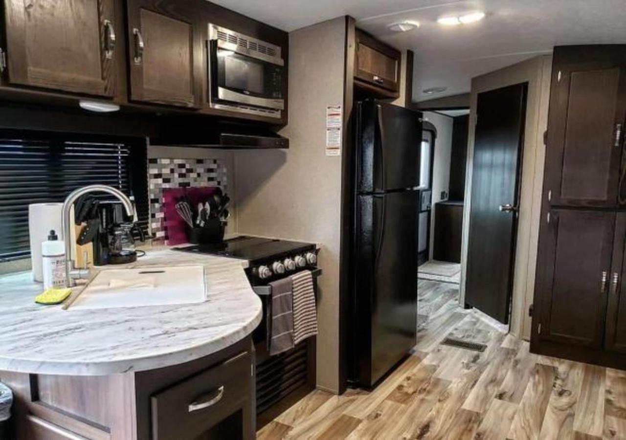 Luxury Suite photo 2