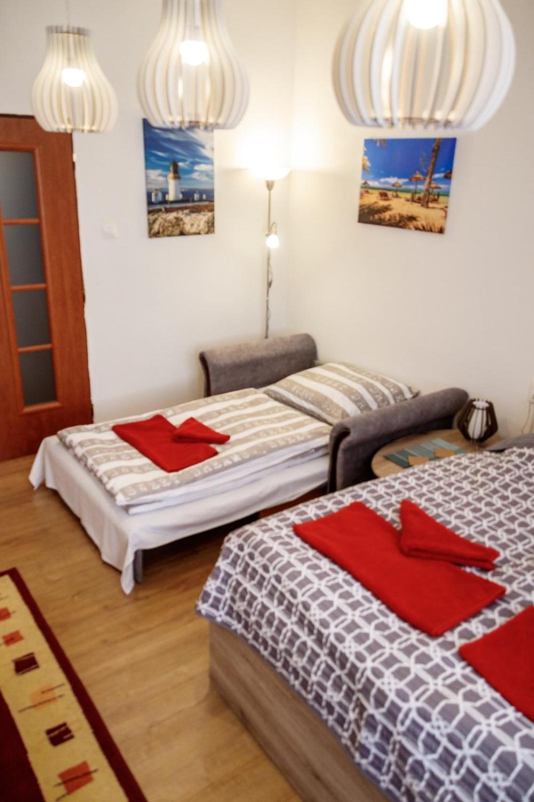 One-Bedroom Apartment - Photo 15