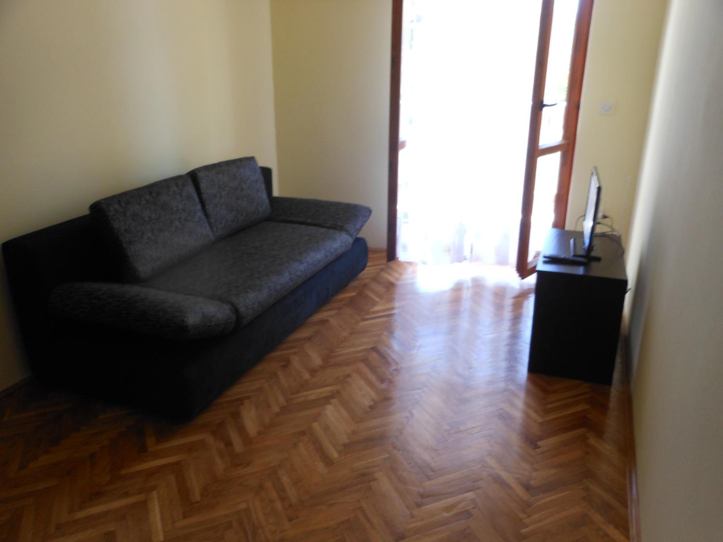 One-Bedroom Apartment with Balcony photo 1