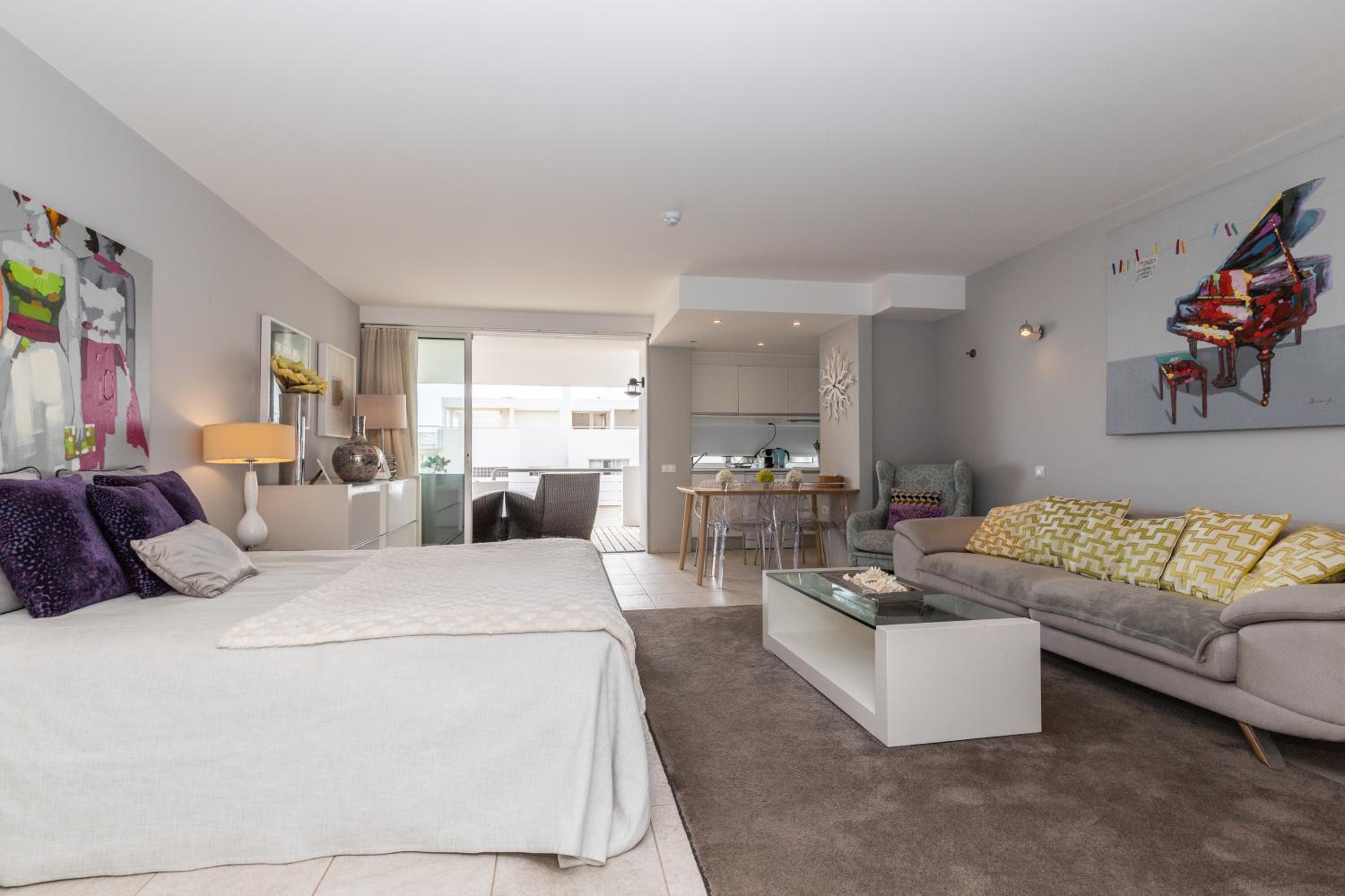 Studio Apartment with Sea View photo 2