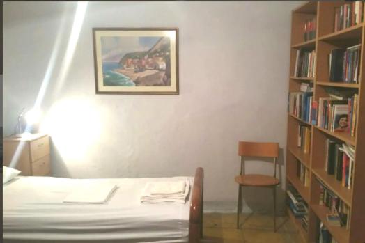 Twin Room with Shared Bathroom