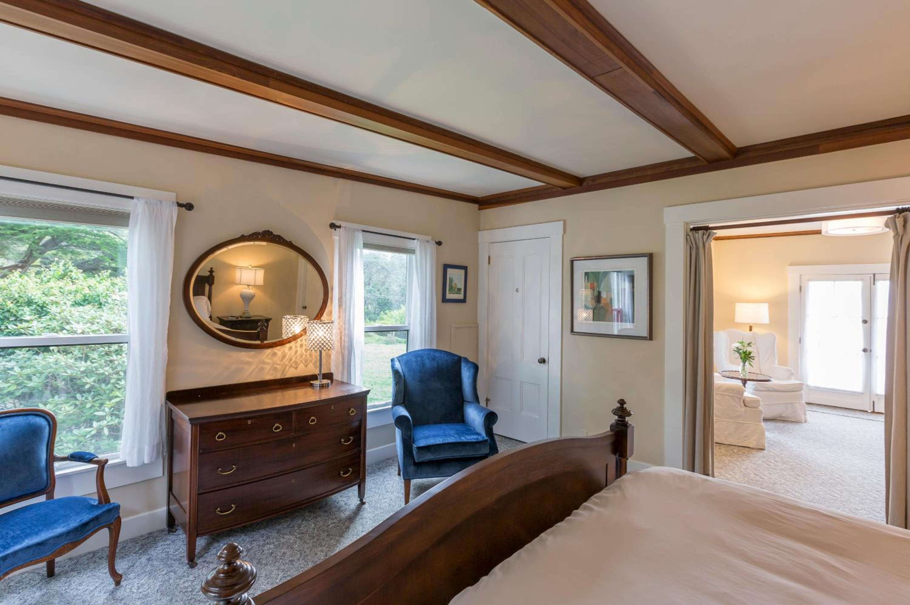 King Suite with Ocean View photo 2