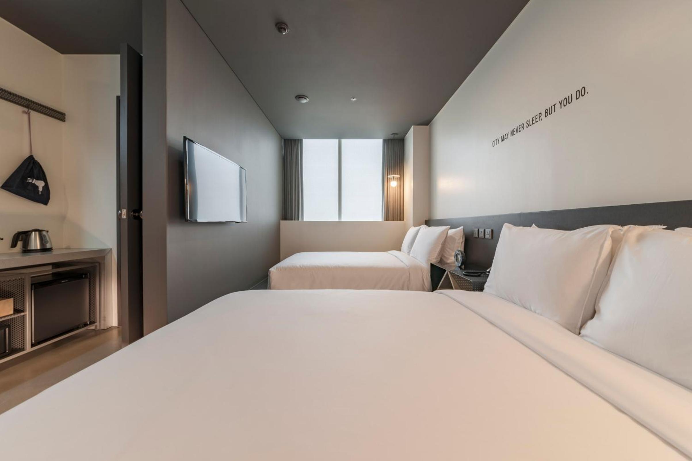 Superior Twin Room photo 3