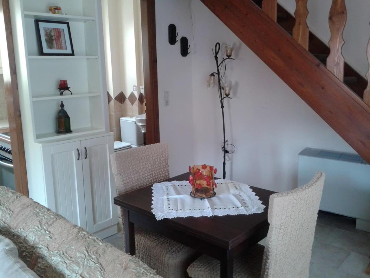 One-Bedroom House photo 2