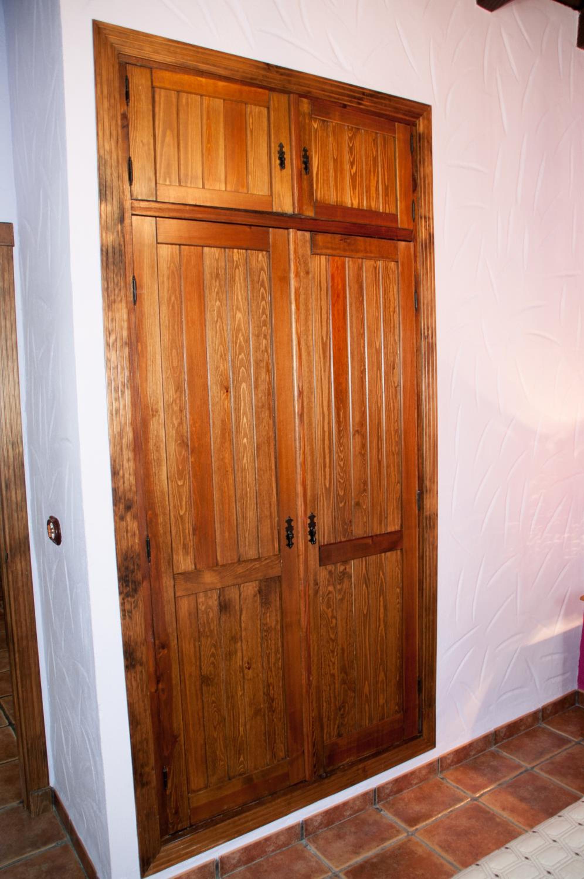 Three-Bedroom House photo 3