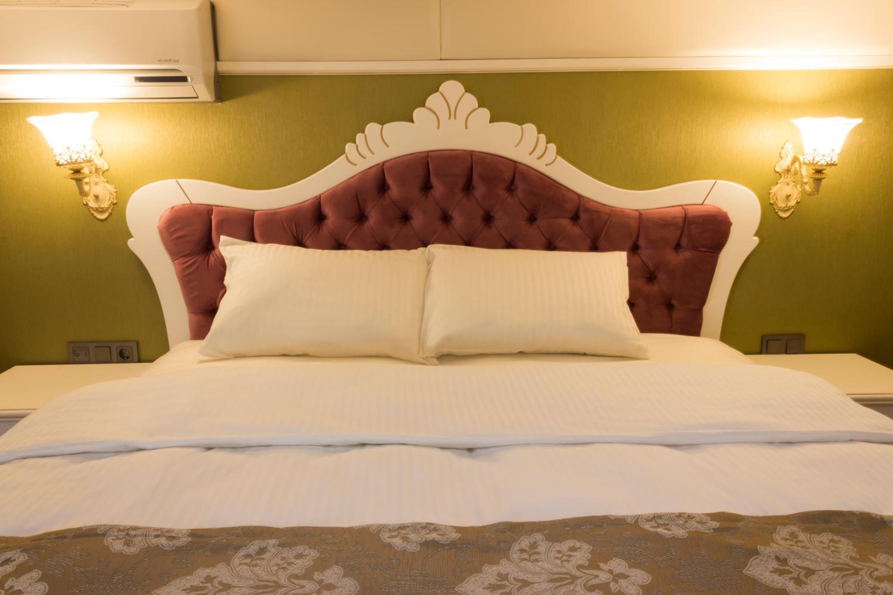 Deluxe Suite with Terrace photo 1