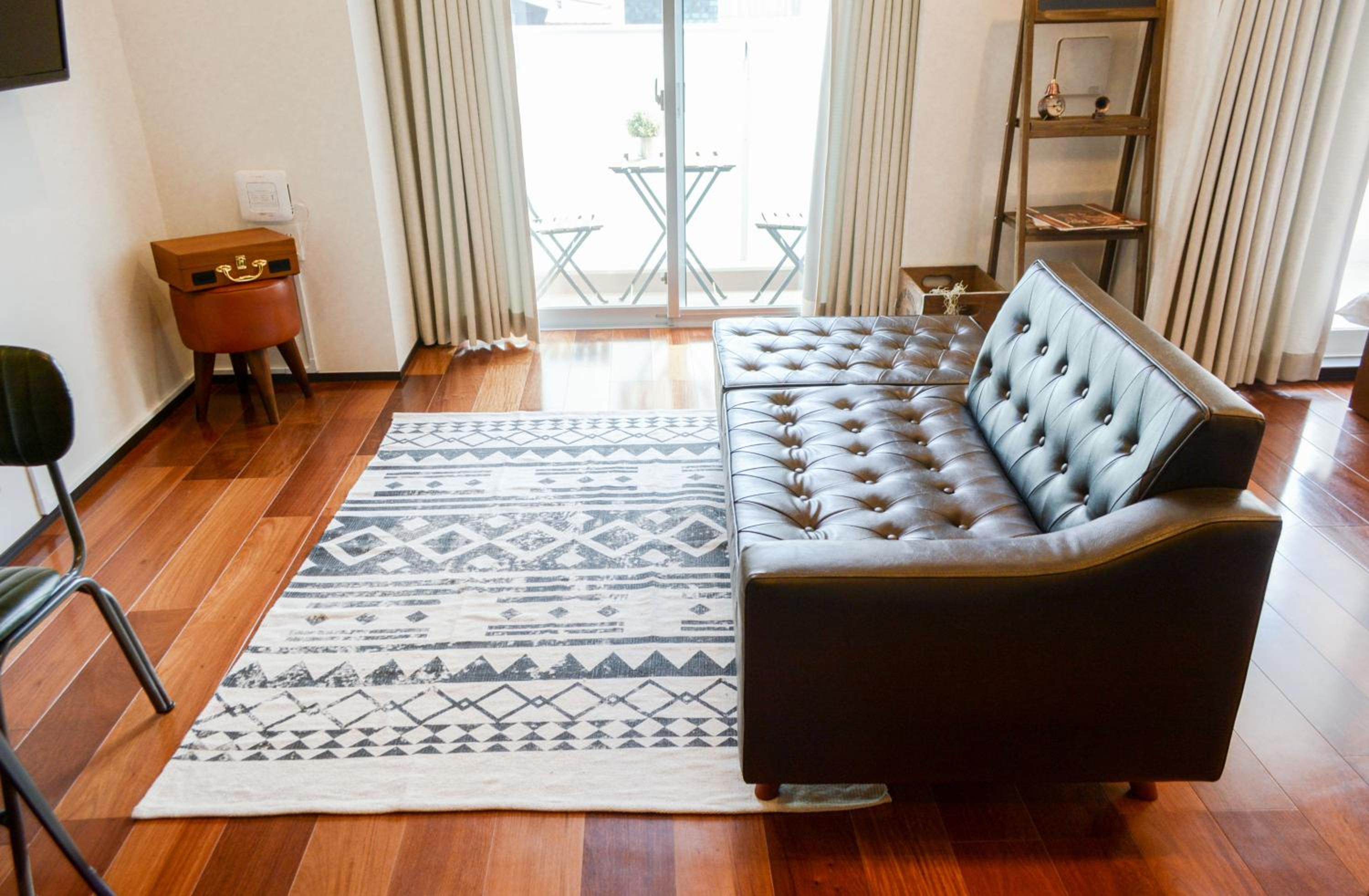Apartment with Balcony photo 3