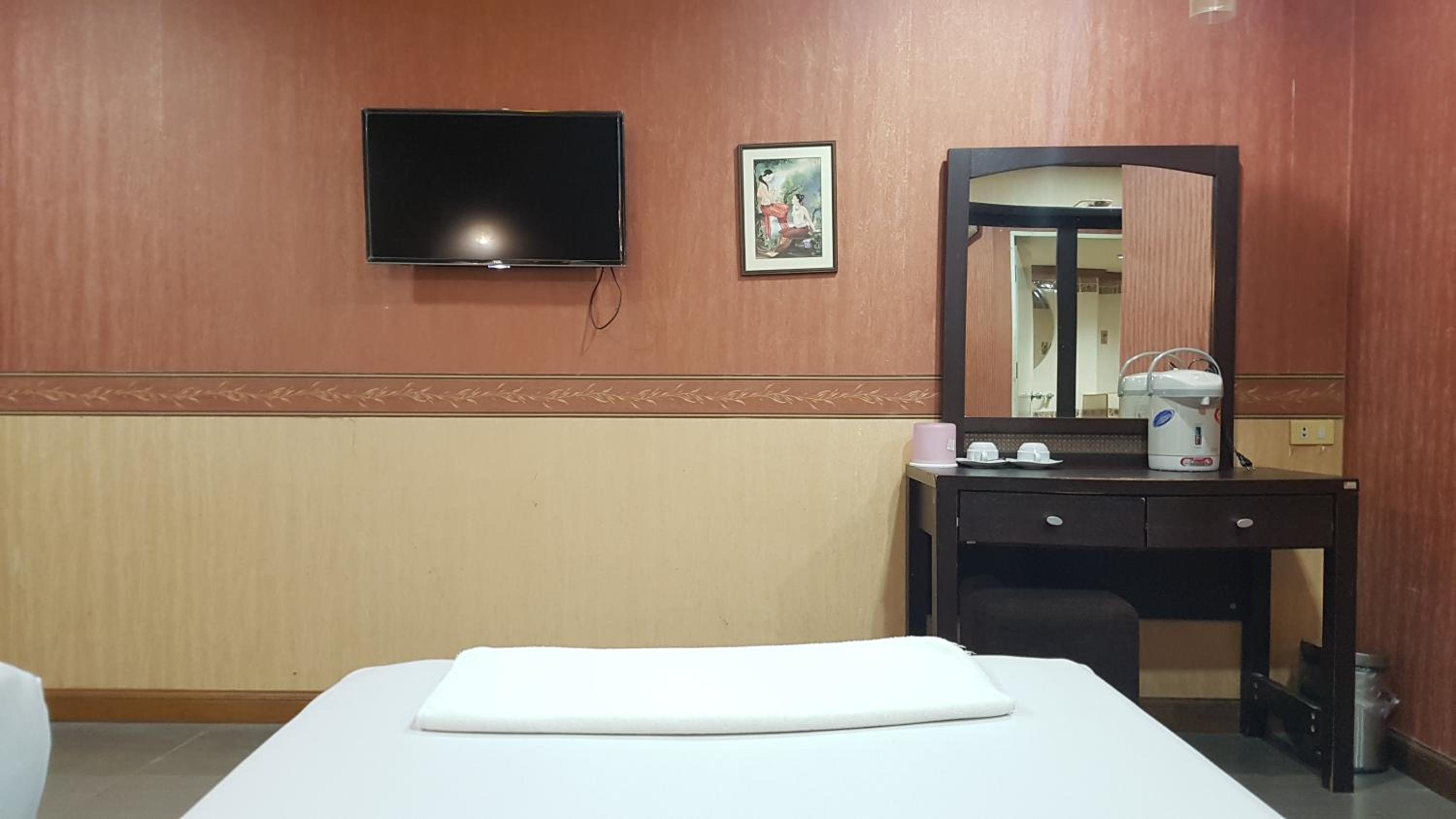 Double Room - Photo 14
