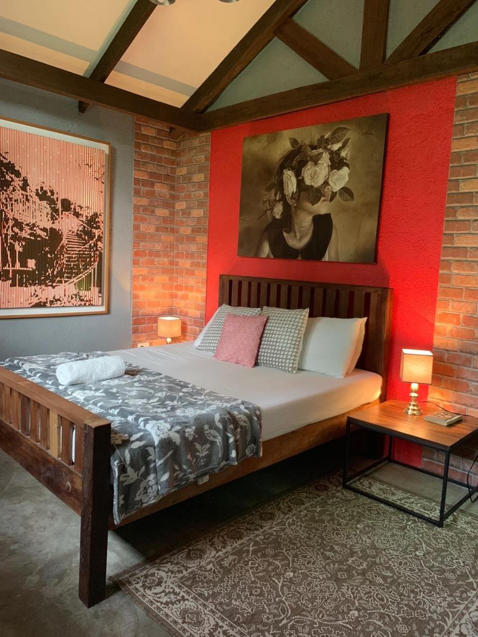 Queen Room with Garden View photo 2