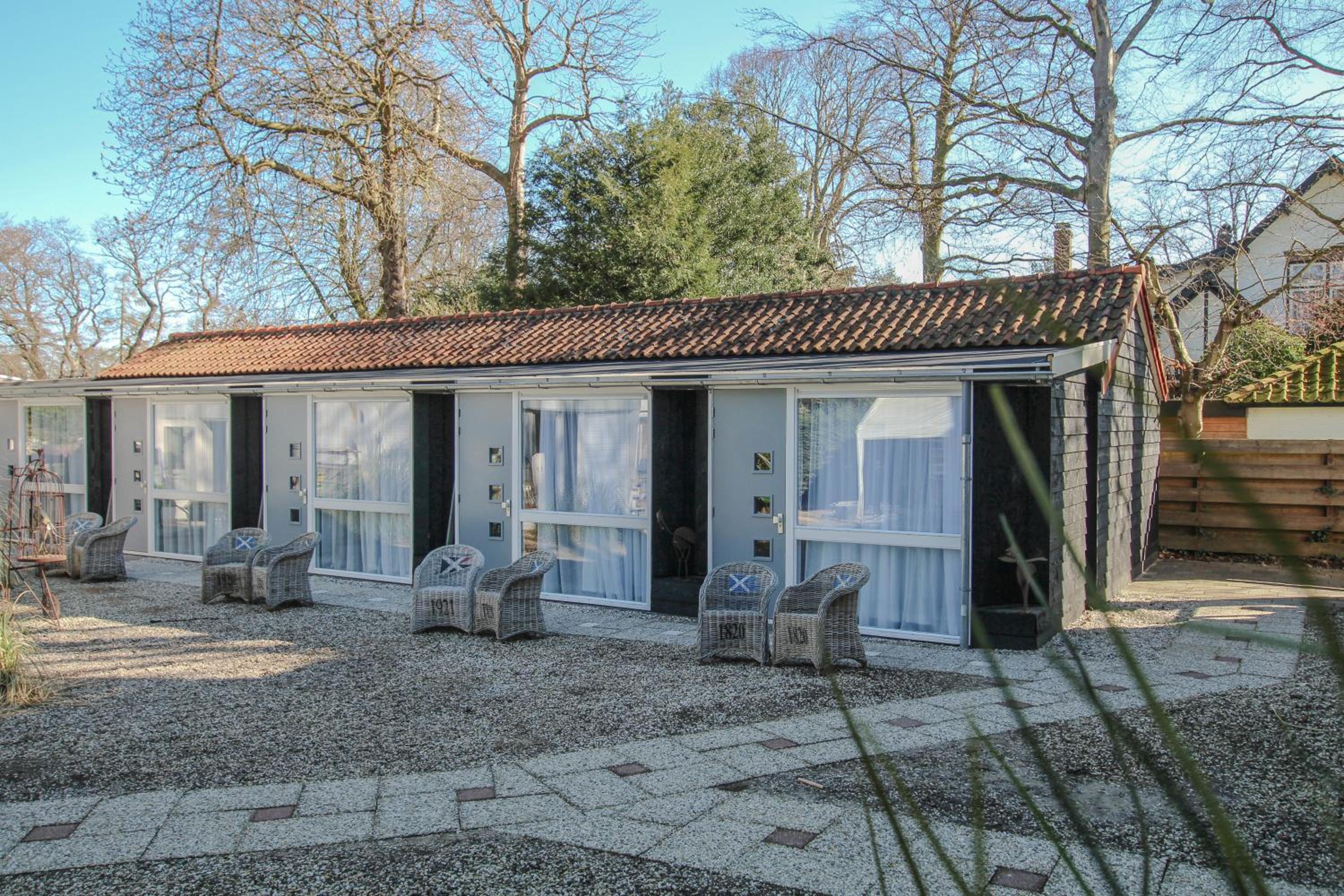 Superior Double or Twin Room with Garden View - Photo 14