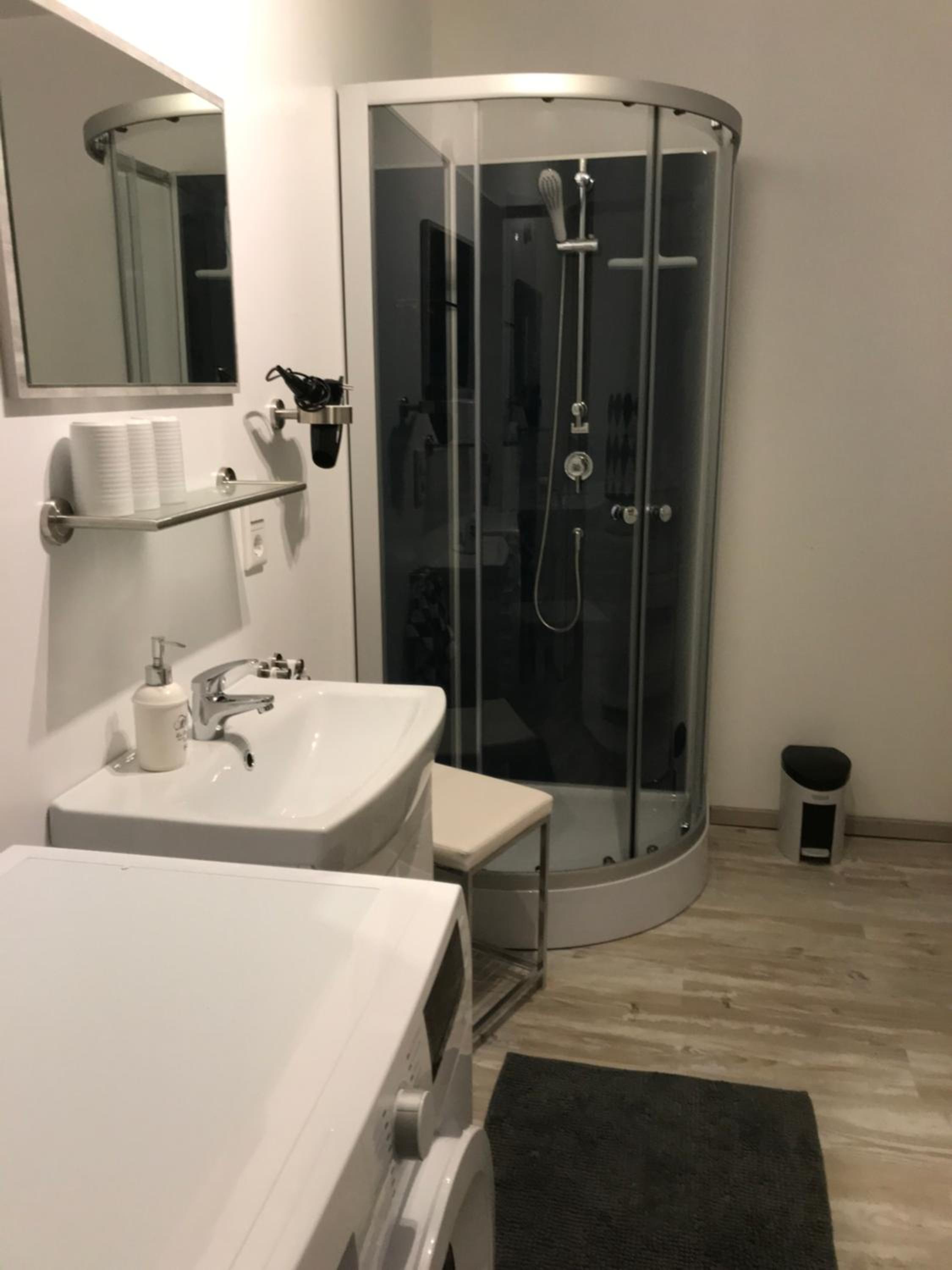 Deluxe Apartment photo 2
