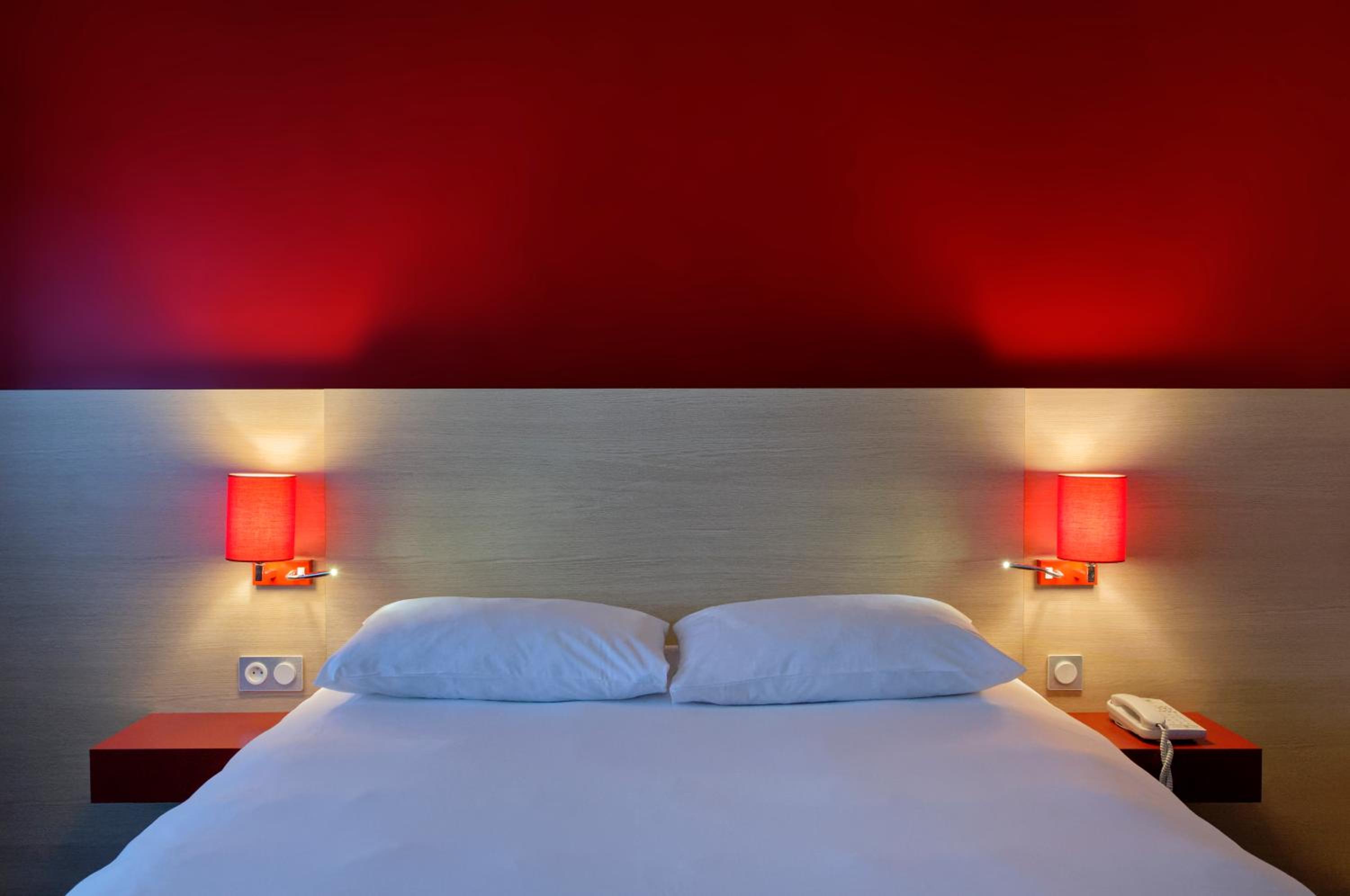 Standard Double Room - Photo 2