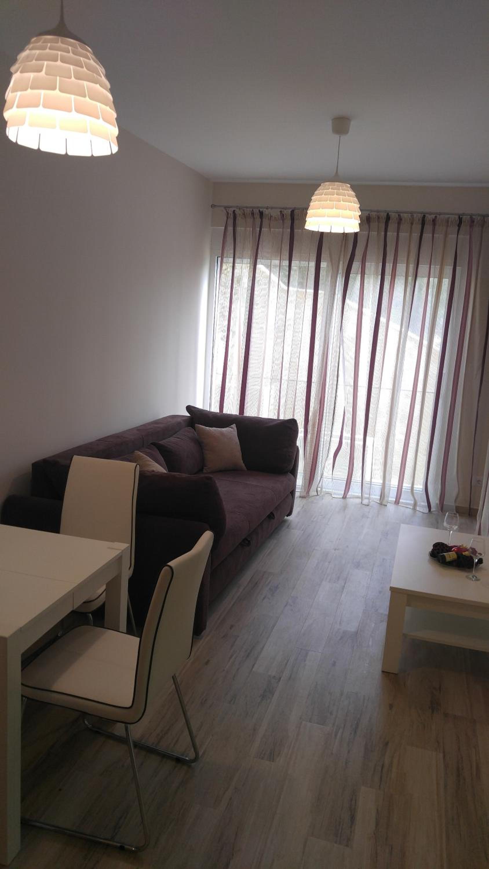 One-Bedroom Apartment with Balcony photo 1