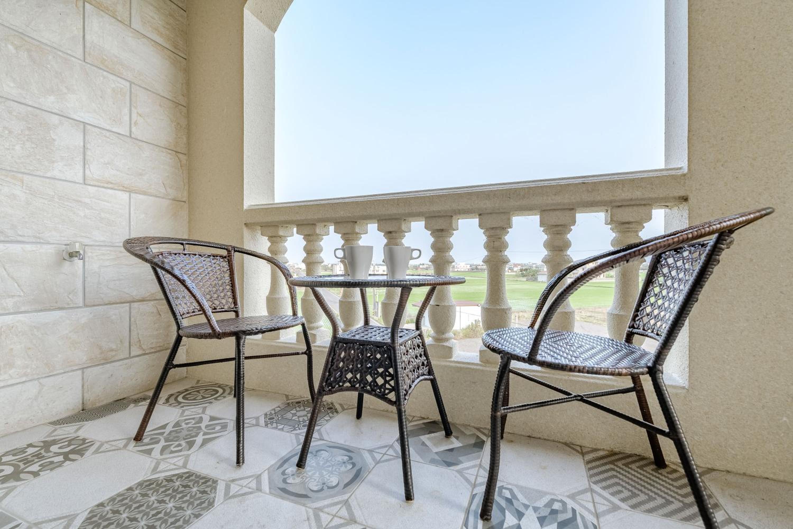 Superior Twin Room with Garden View with Balcony photo 2