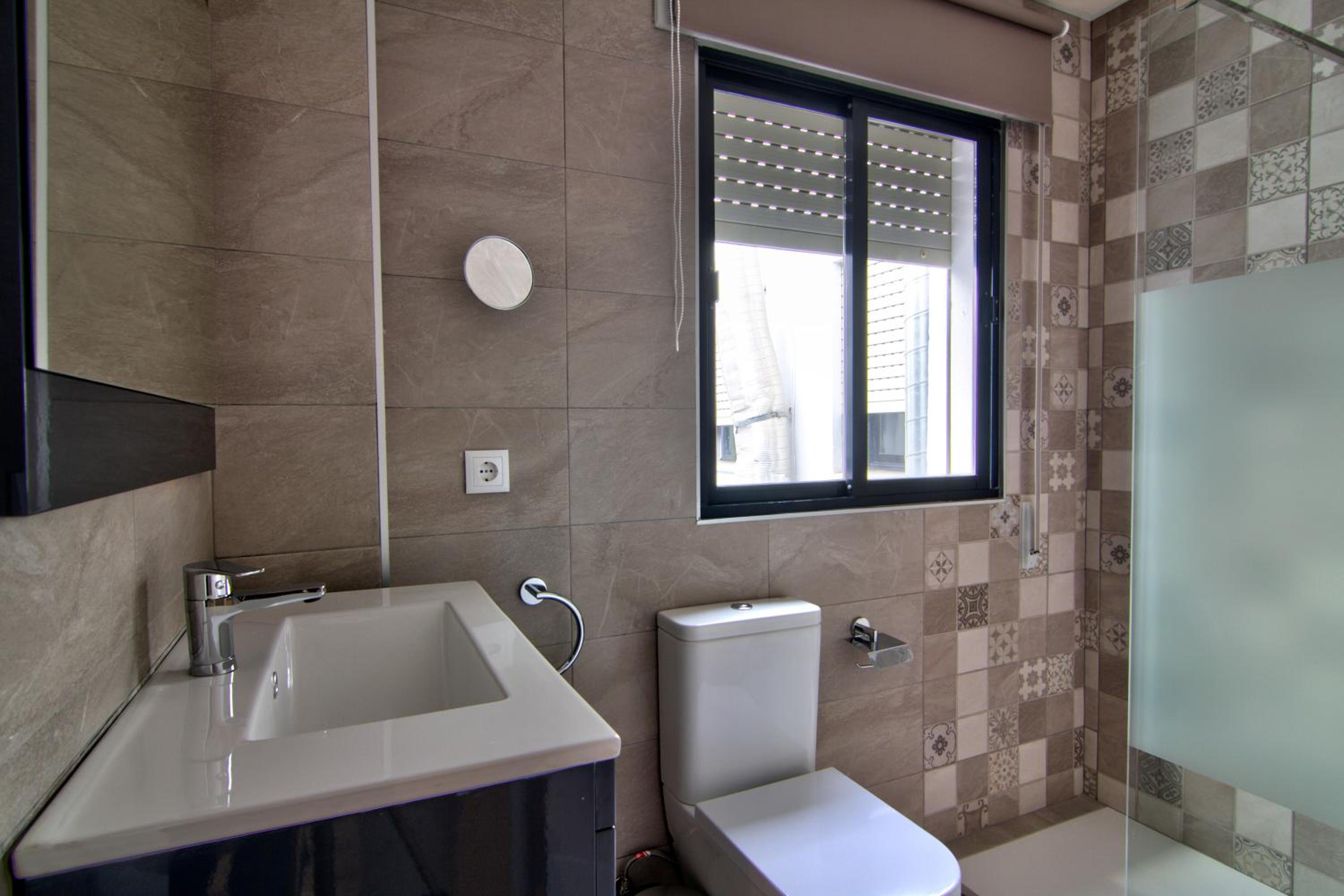 Apartment - Photo 2