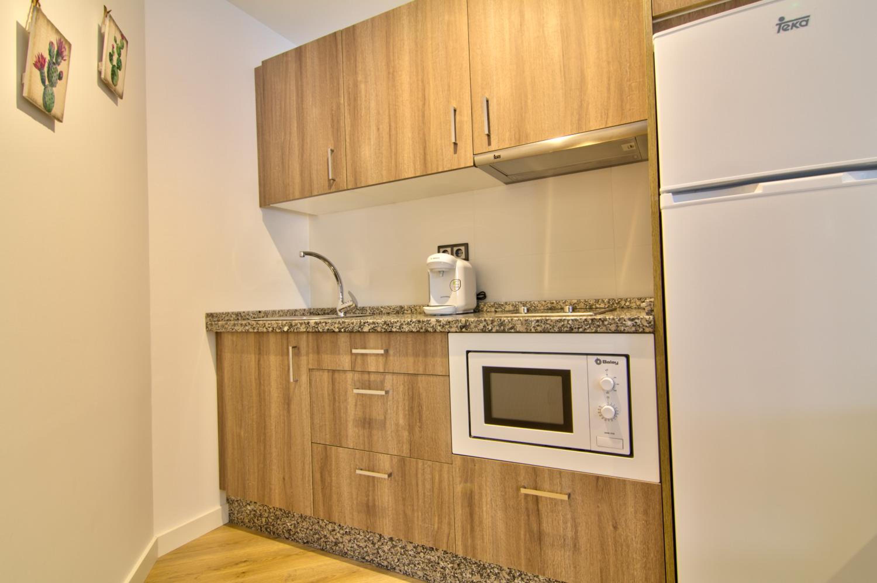 Apartment - Photo 5