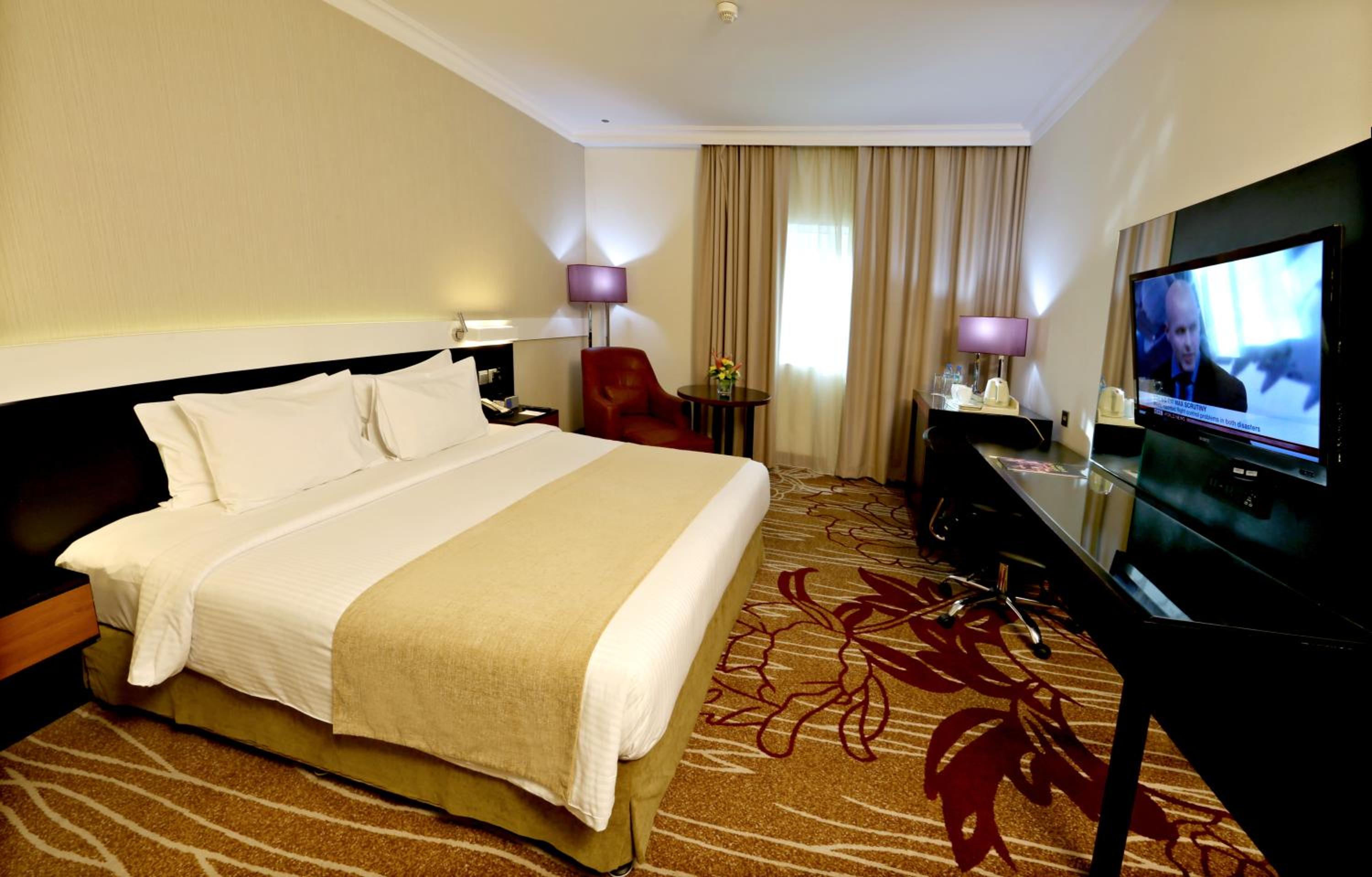 Executive King Room with 20% off F&B photo 1
