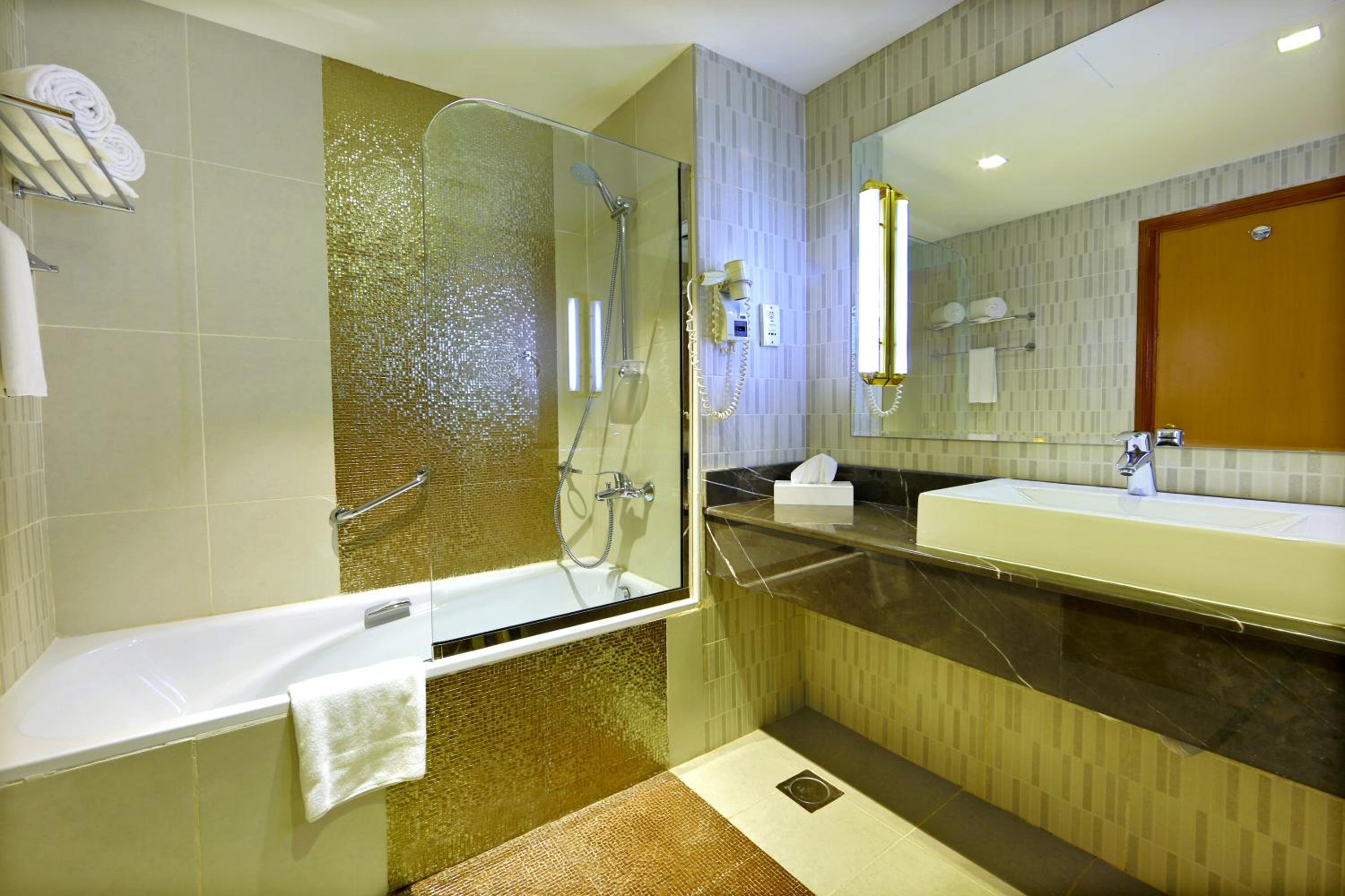 Executive King Room with 20% off F&B photo 3