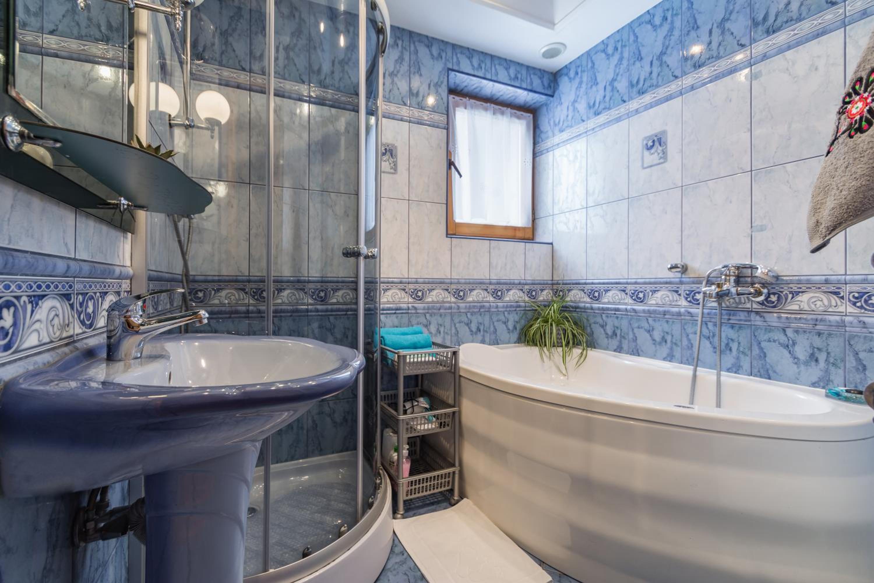 Quadruple Room with Private External Bathroom photo 2