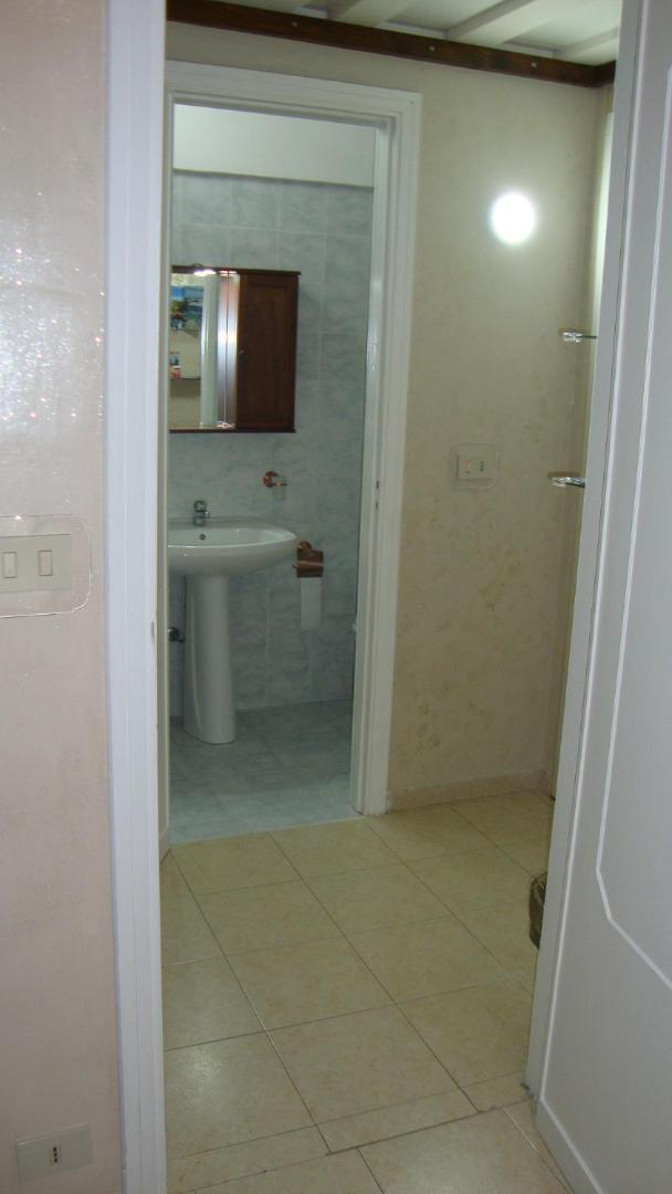 Double or Twin Room with External Private Bathroom photo 3