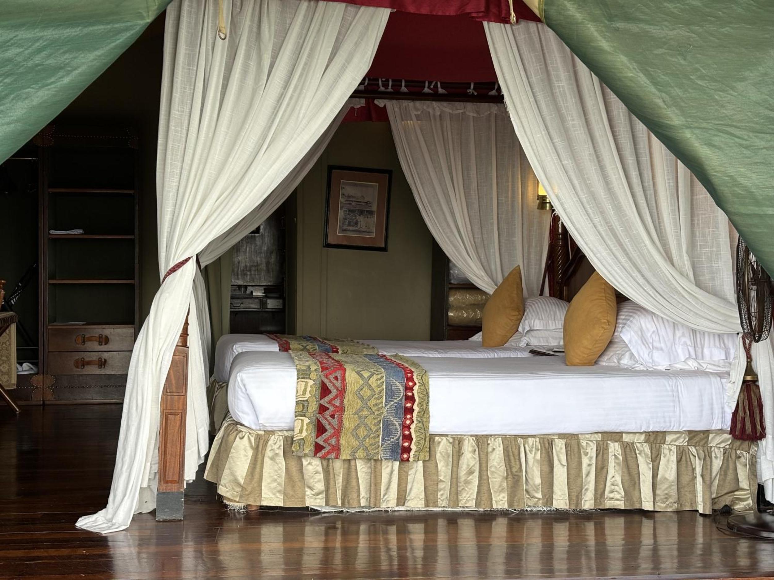 Standard Twin Tent