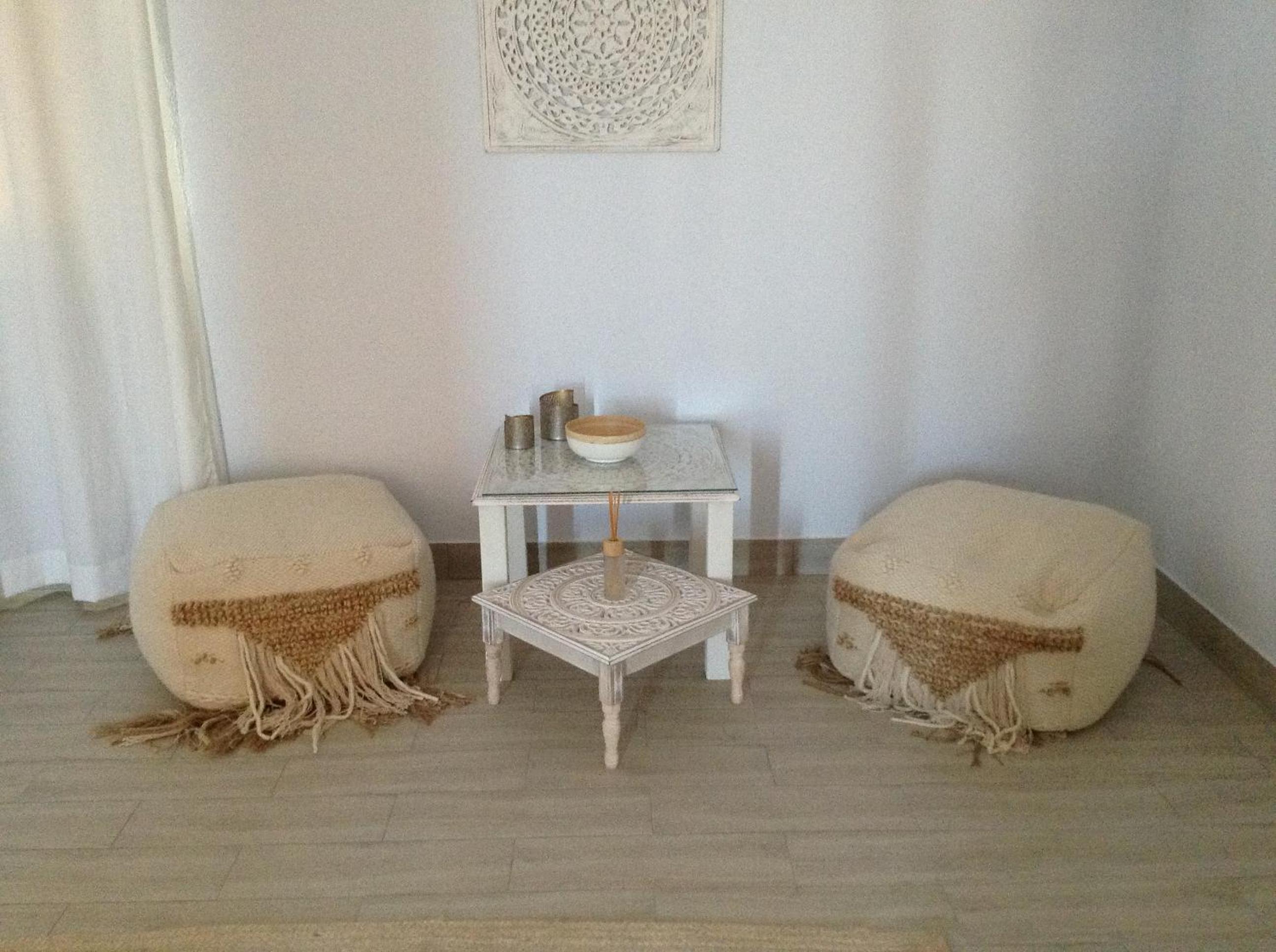 Deluxe Double Room (2 Adults + 1 Child) - Photo 3