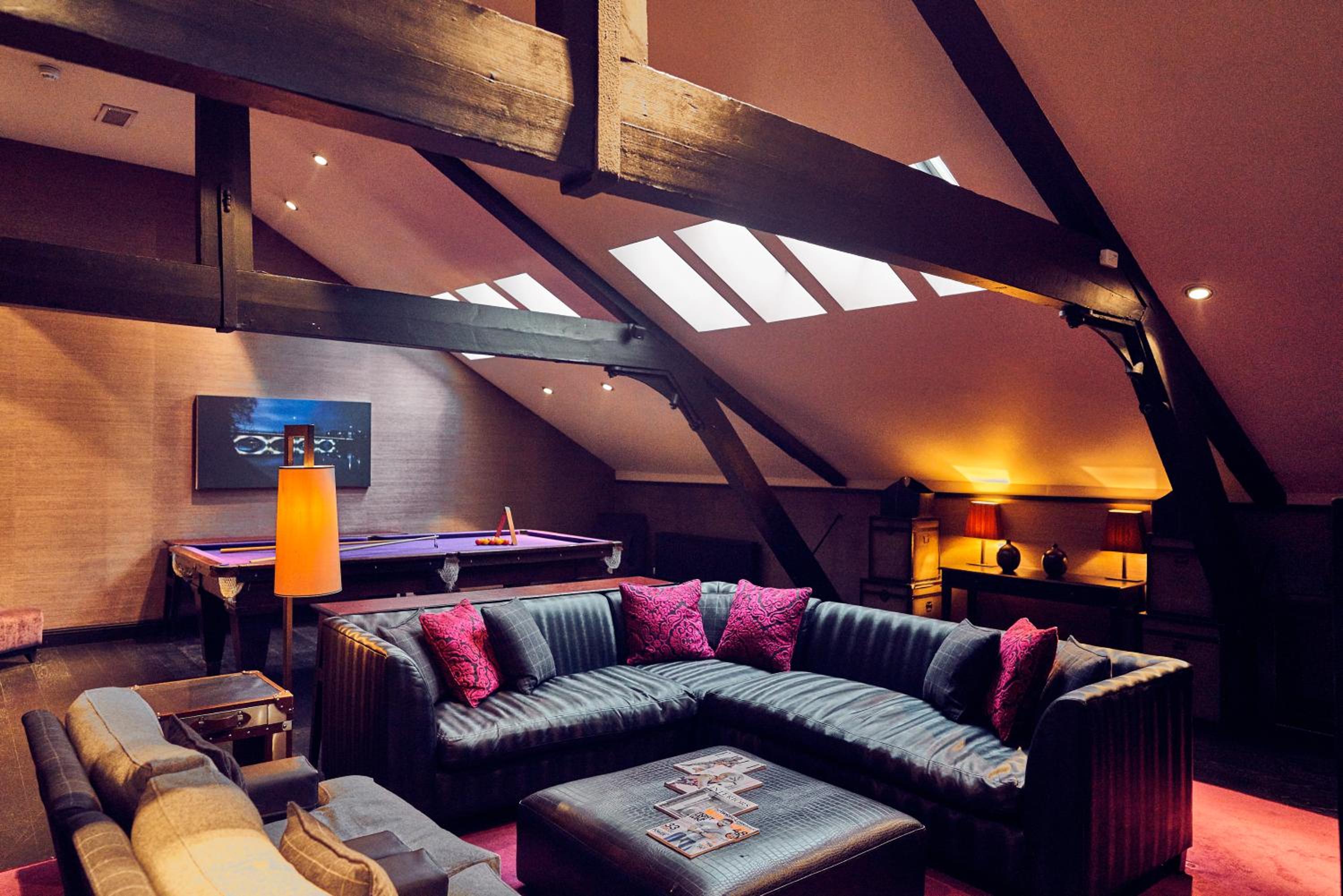 Superior King Suite - Photo 2