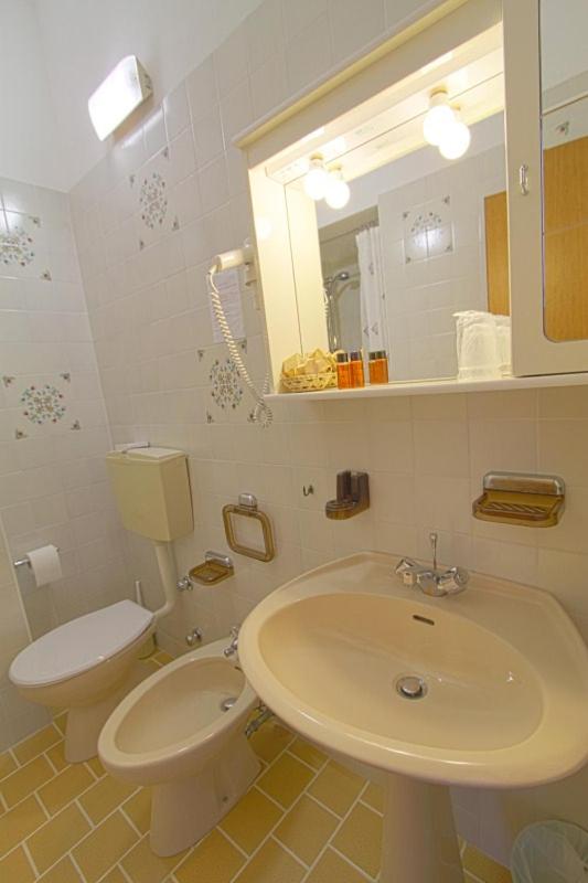 Superior Double Room - Photo 23