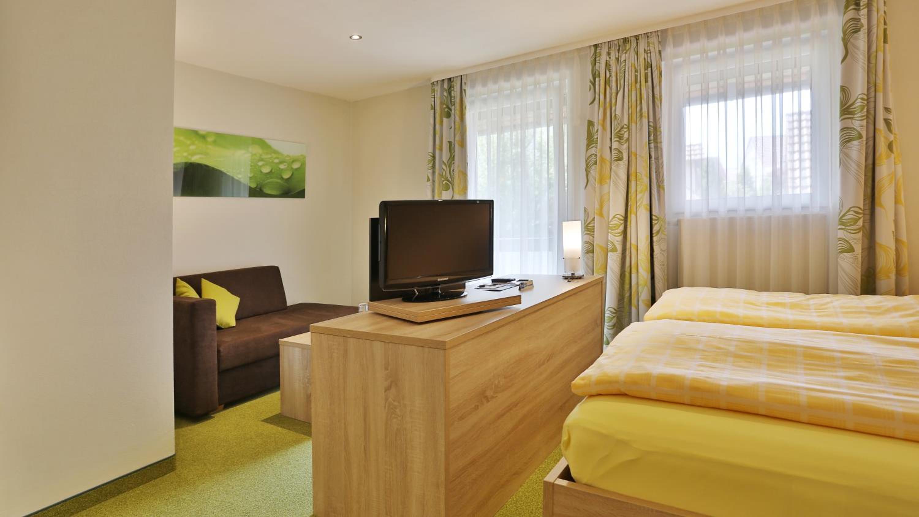 Comfort Triple Room