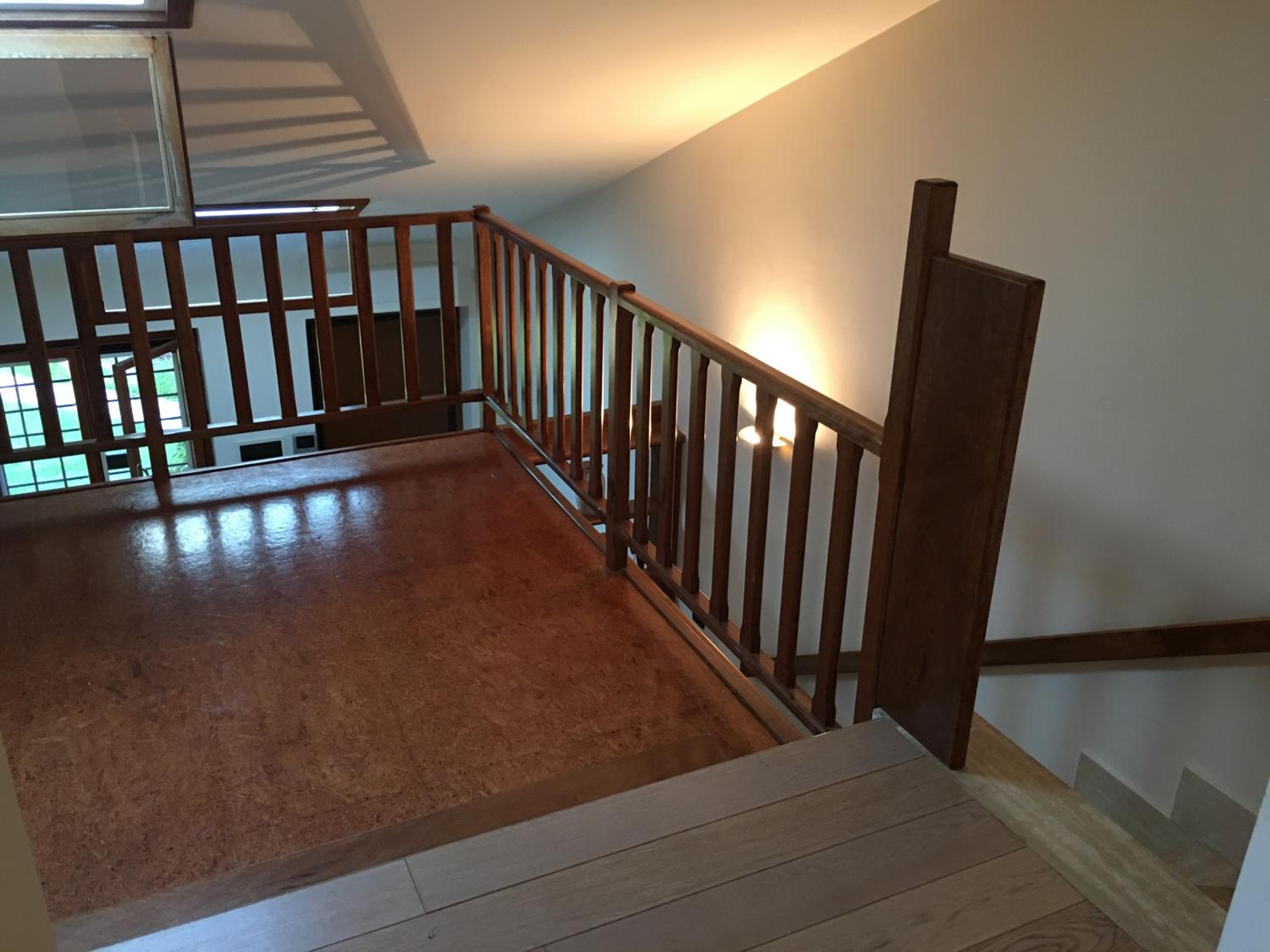 Three-Bedroom House photo 3