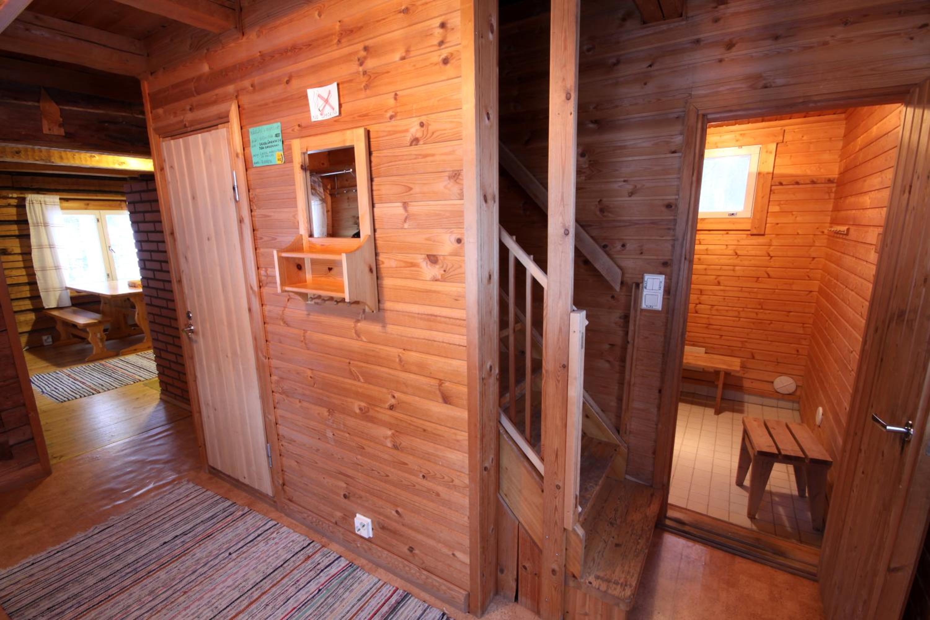 One-Bedroom Cottage with Lake View  - Photo 5