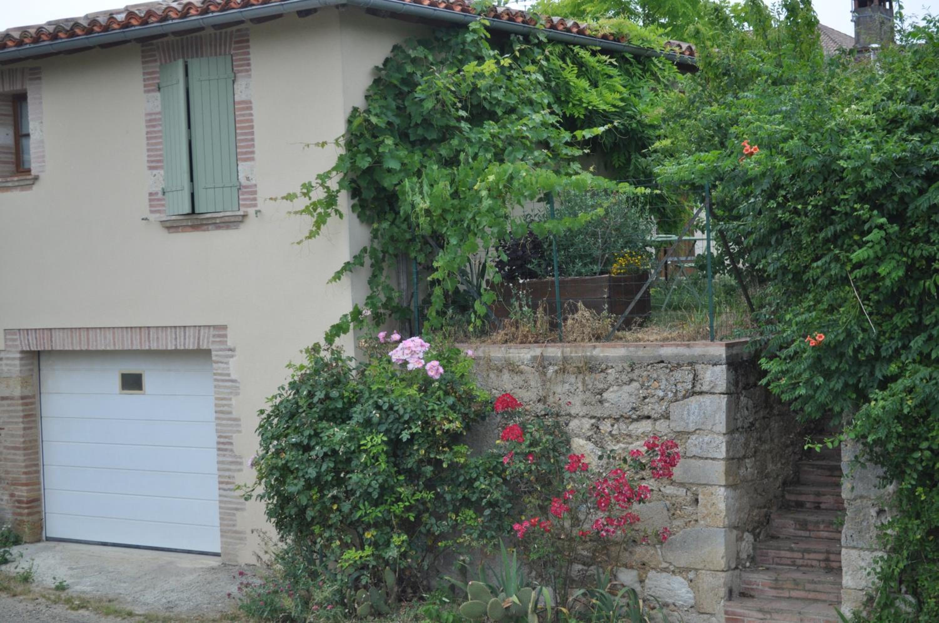 Chalet (2 Adults) - Photo 12