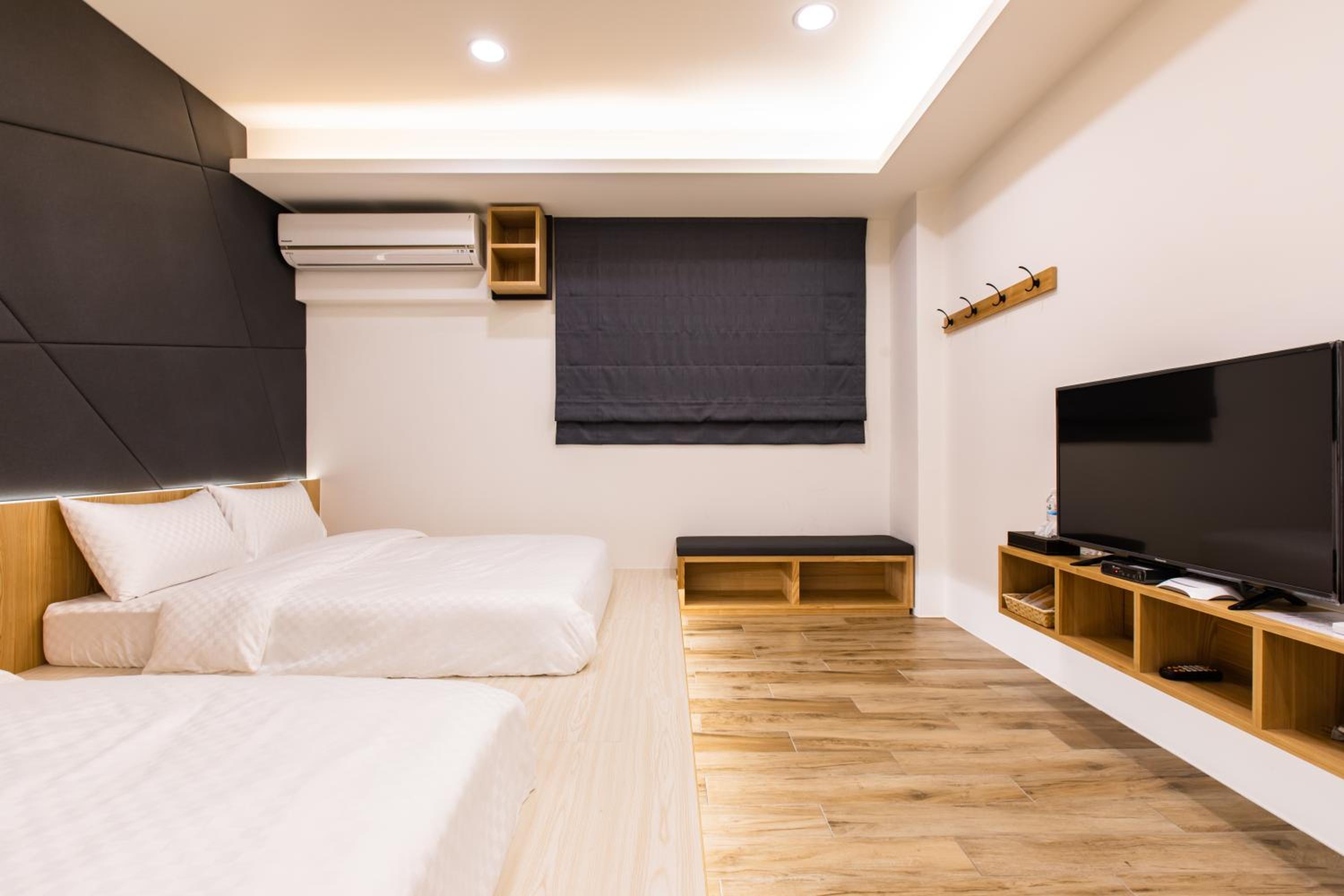 Quadruple Room with Balcony photo 1