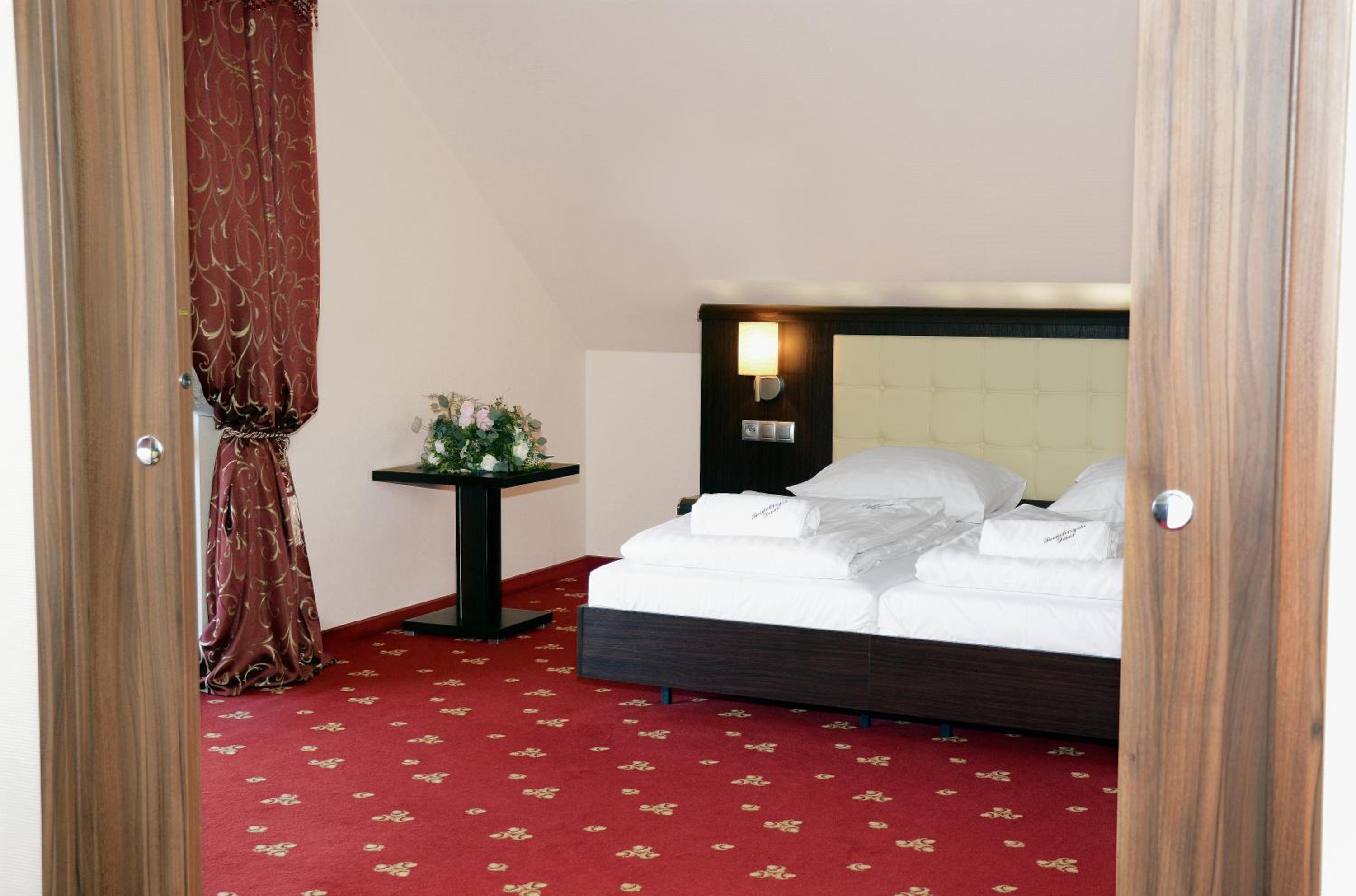 Suite with Mountain View photo 2