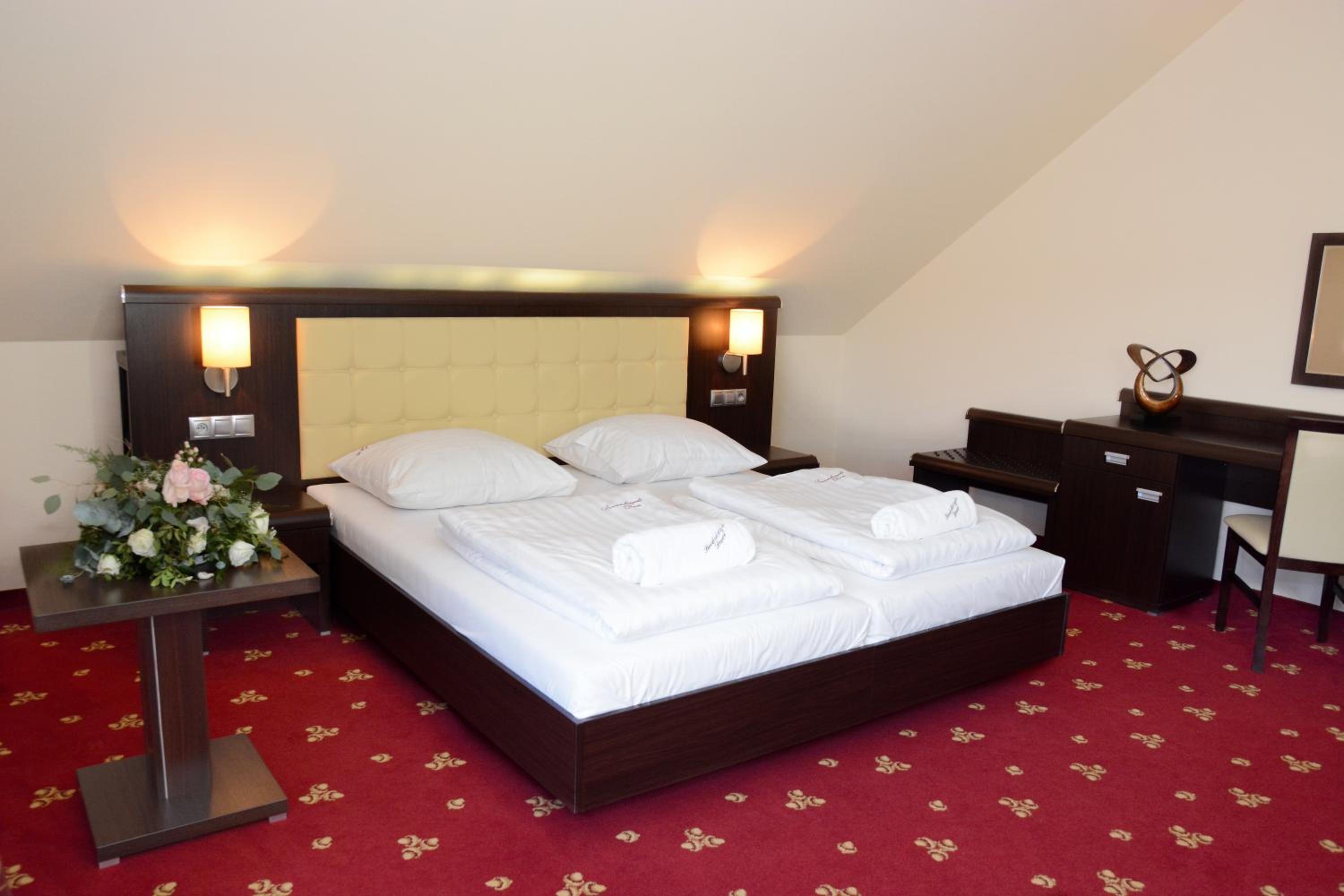 Suite with Mountain View photo 2