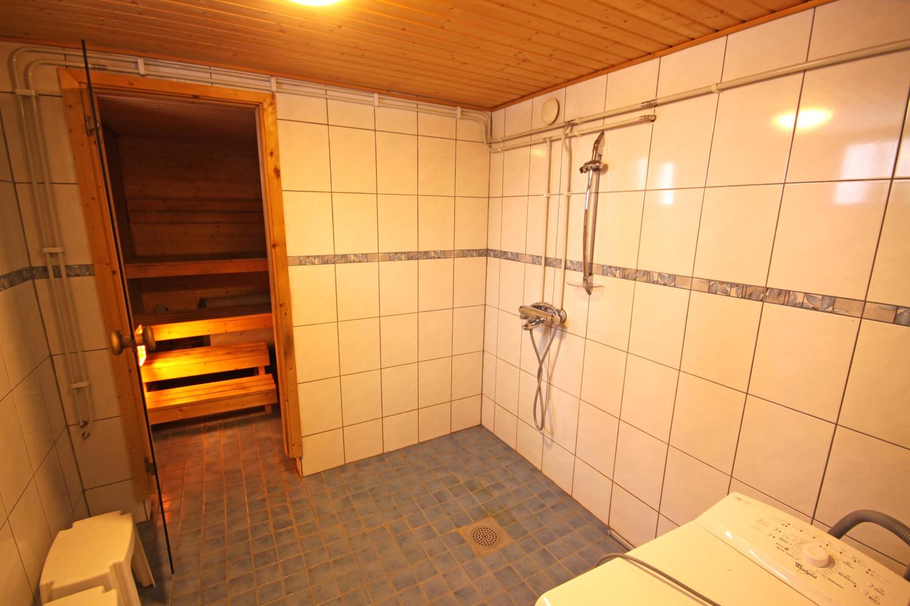 Two-Bedroom Cottage - Photo 25