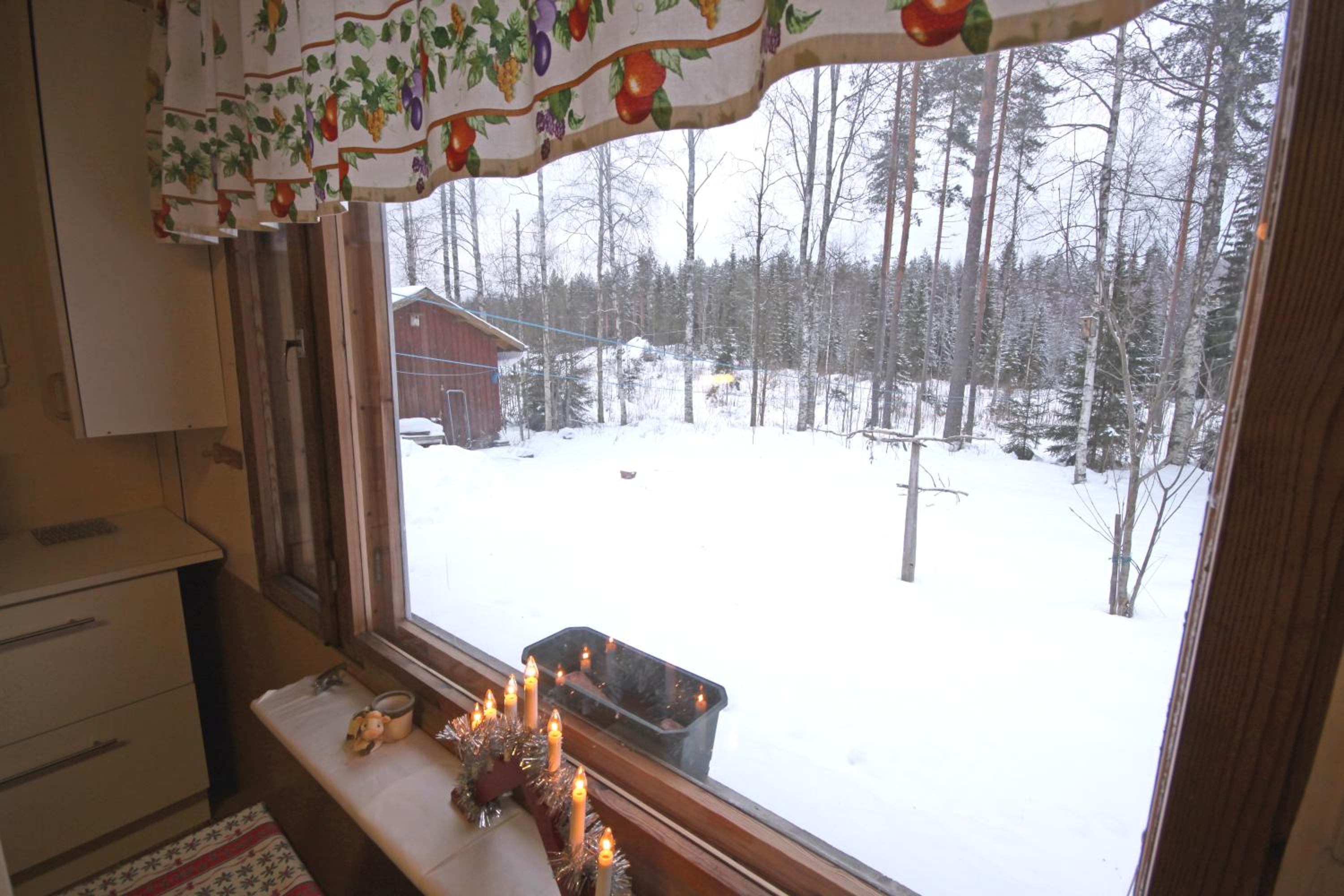 Two-Bedroom Cottage - Photo 29