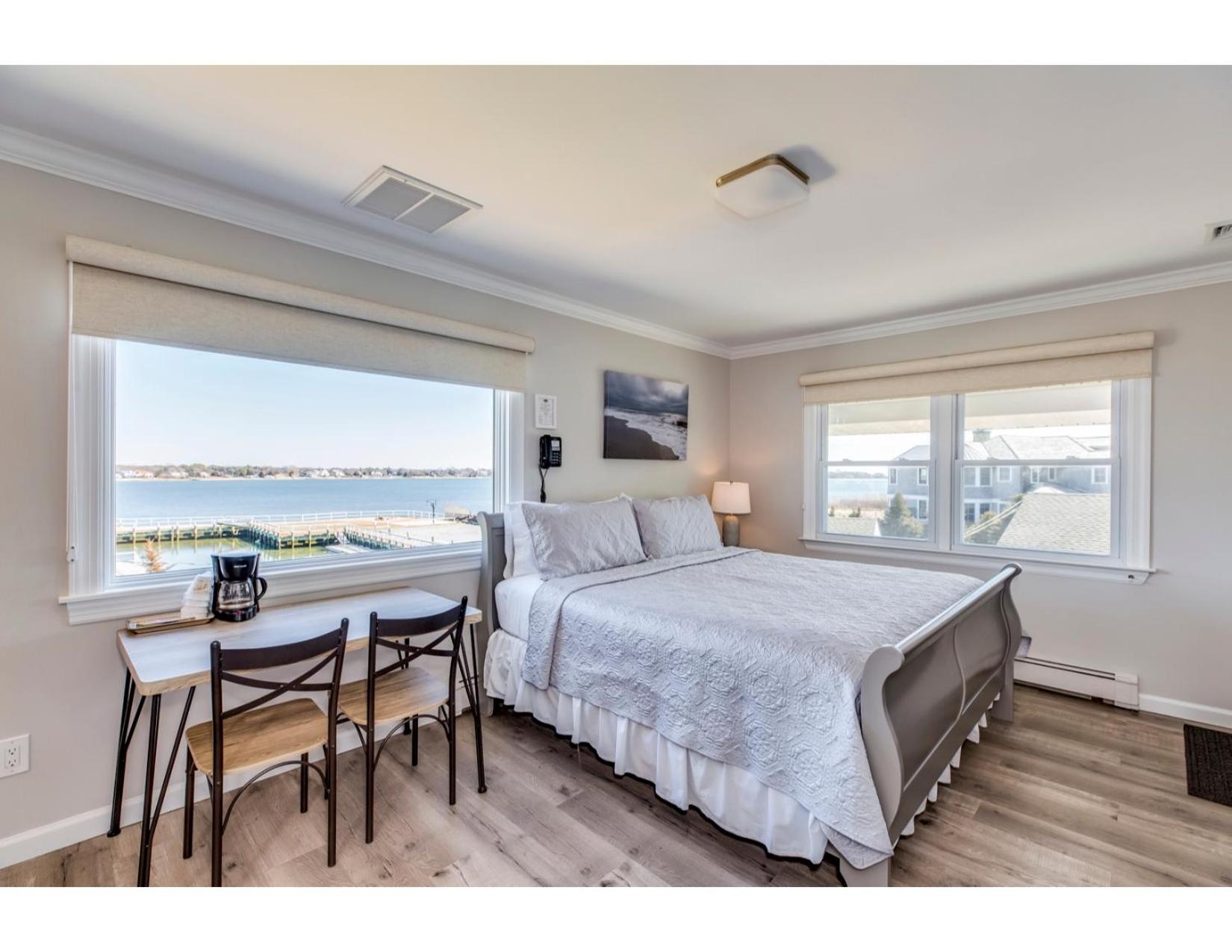 Single Room with Sea View#18