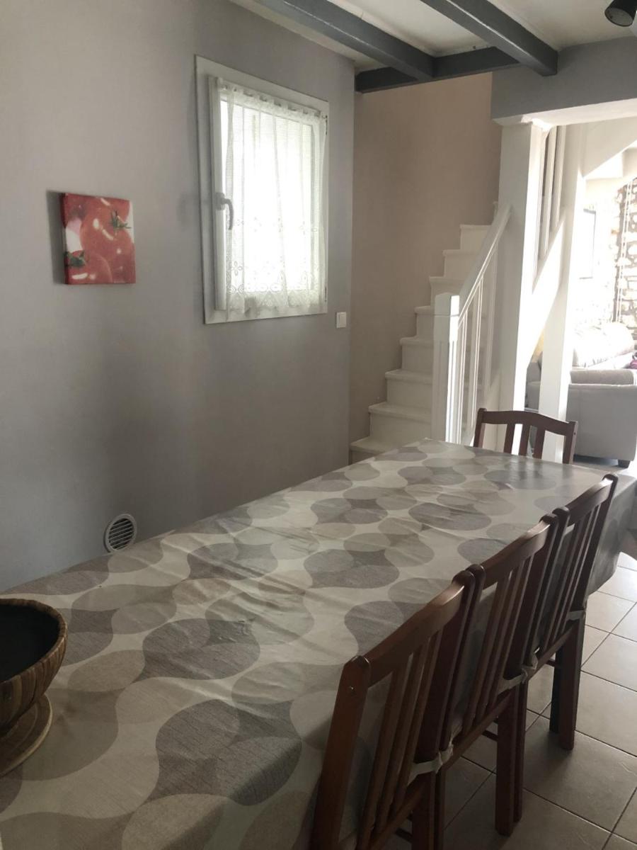 Three-Bedroom Sea Lodge - Photo 3