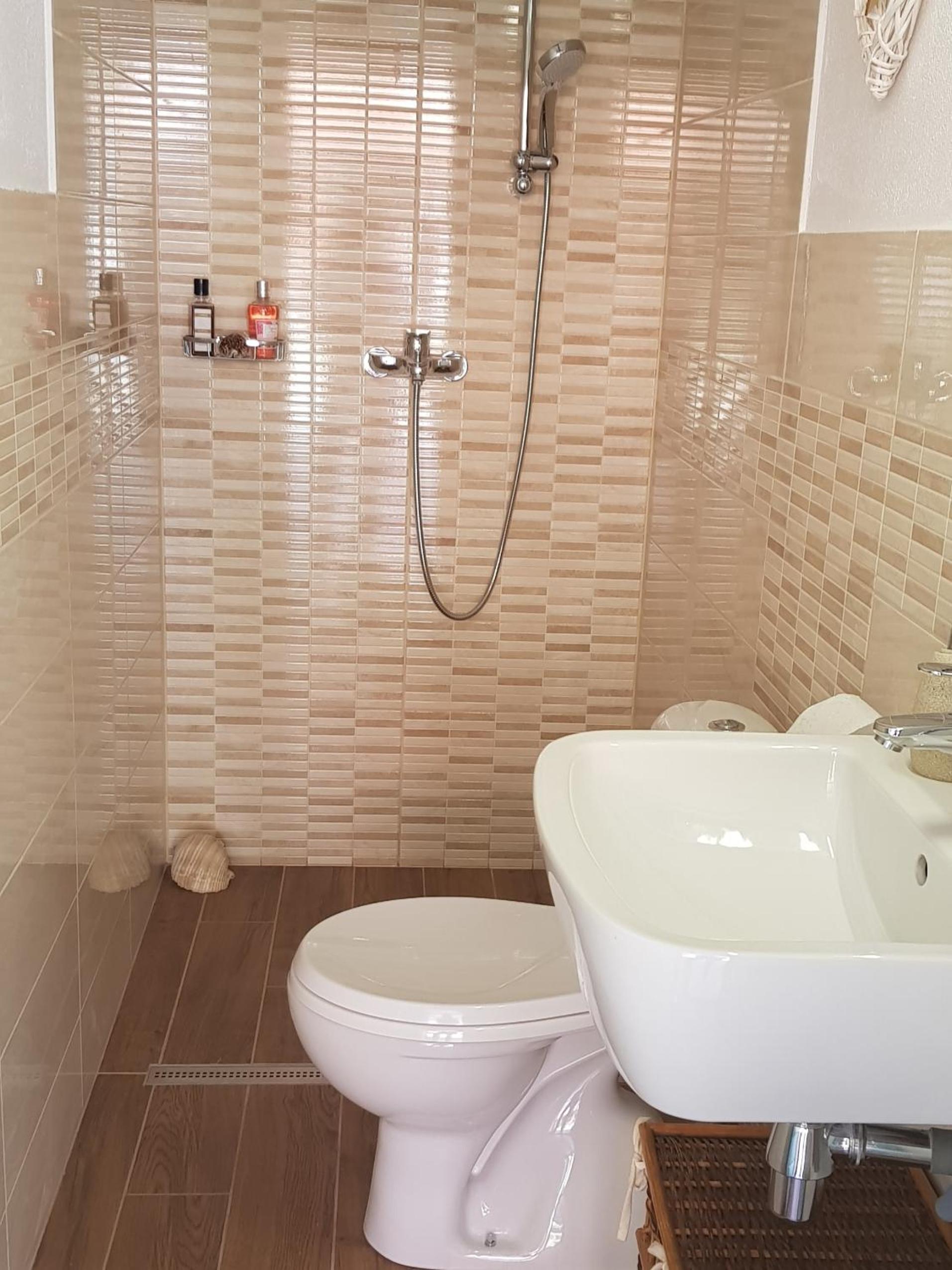 Studio Apartment photo 3