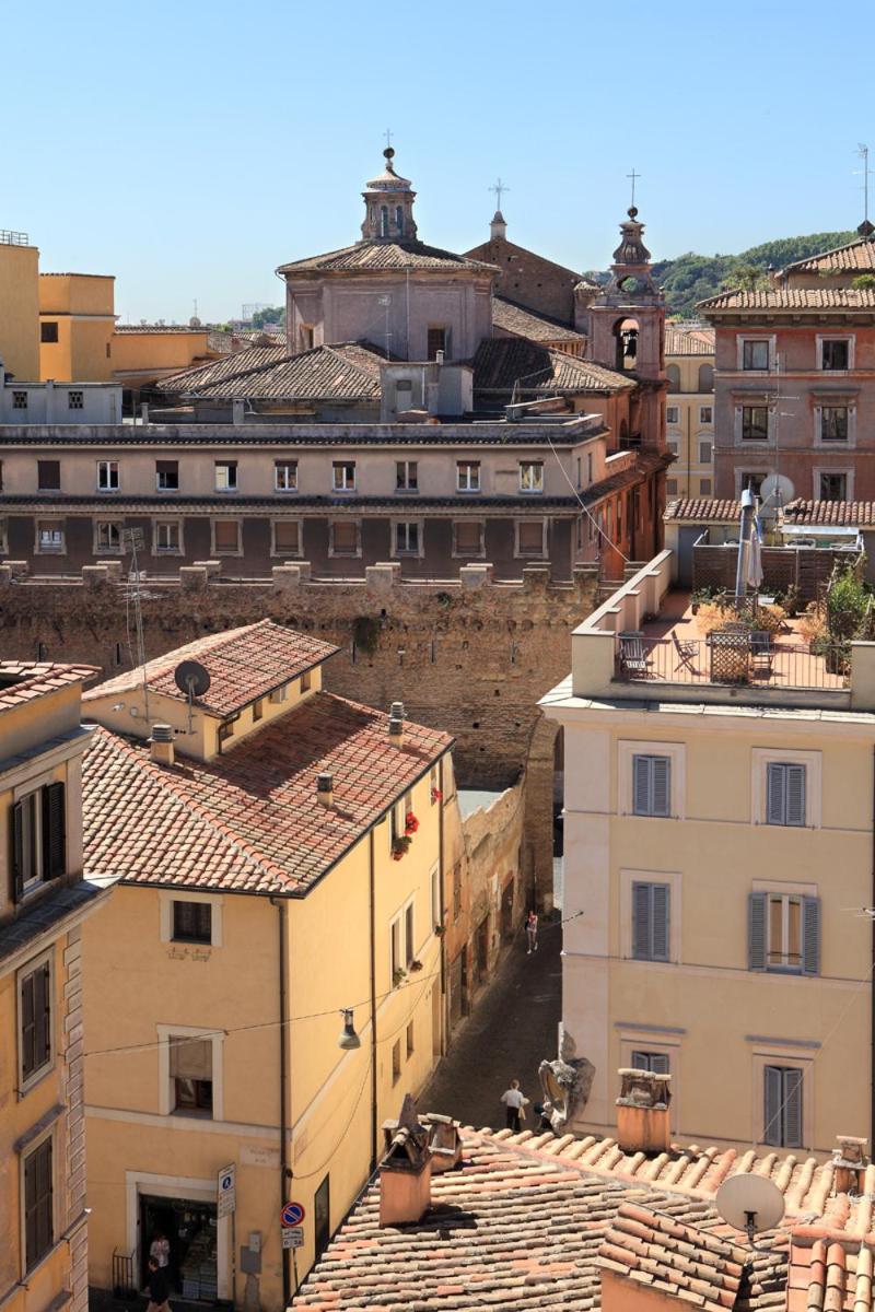 Superior One-Bedroom Apartment with Balcony and View photo 2